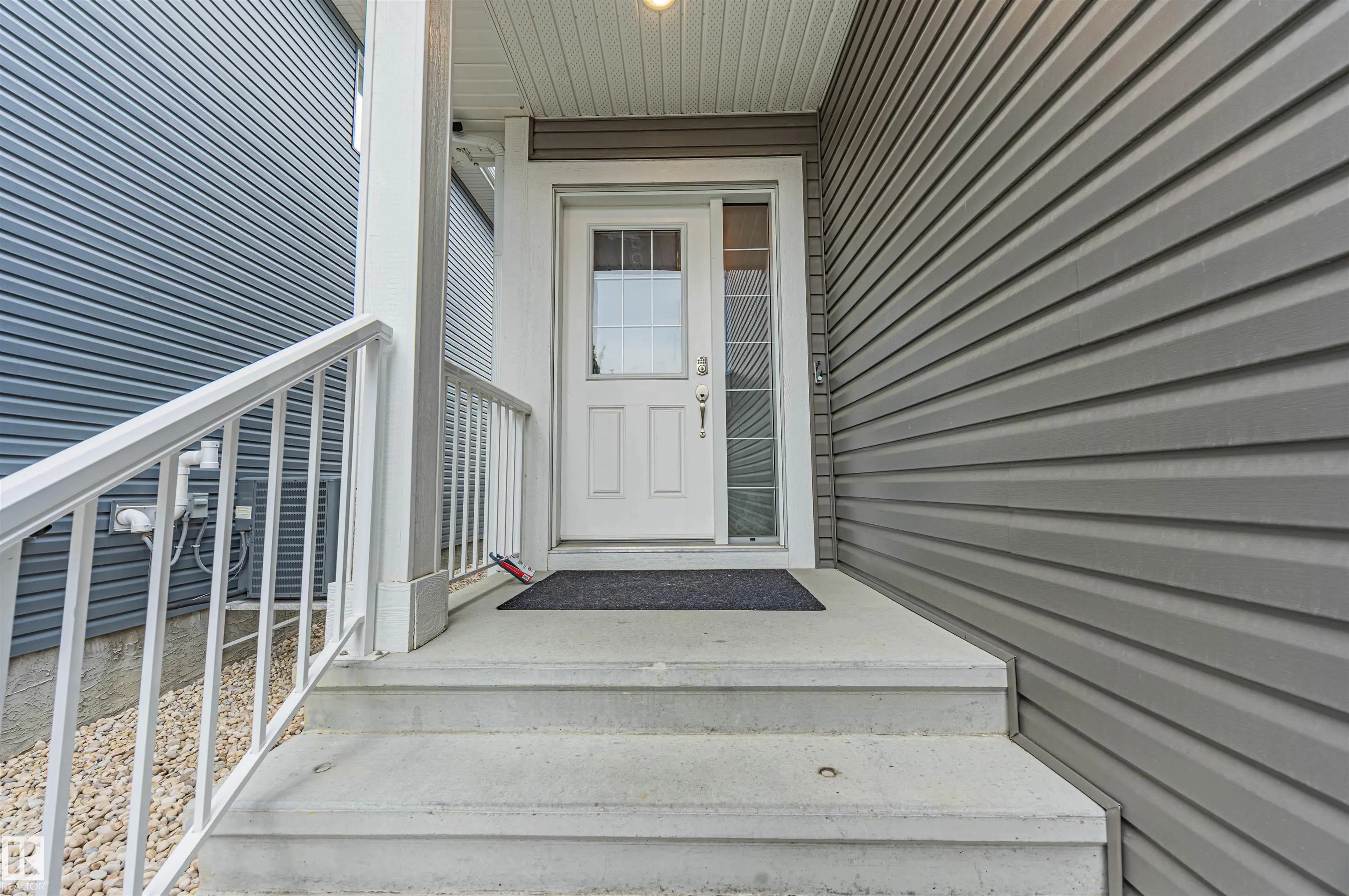 387 Simpkins Wynd