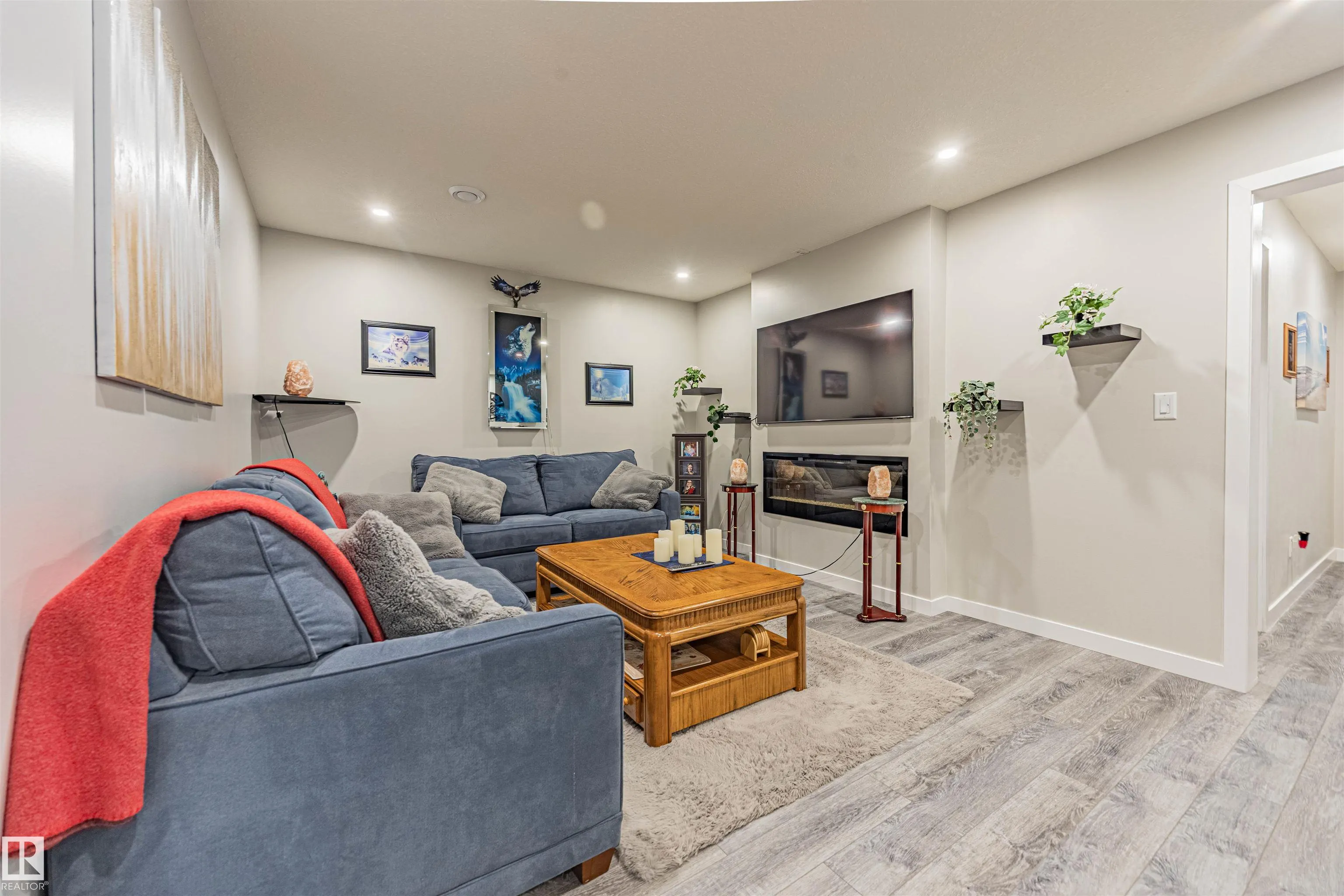 387 Simpkins Wynd