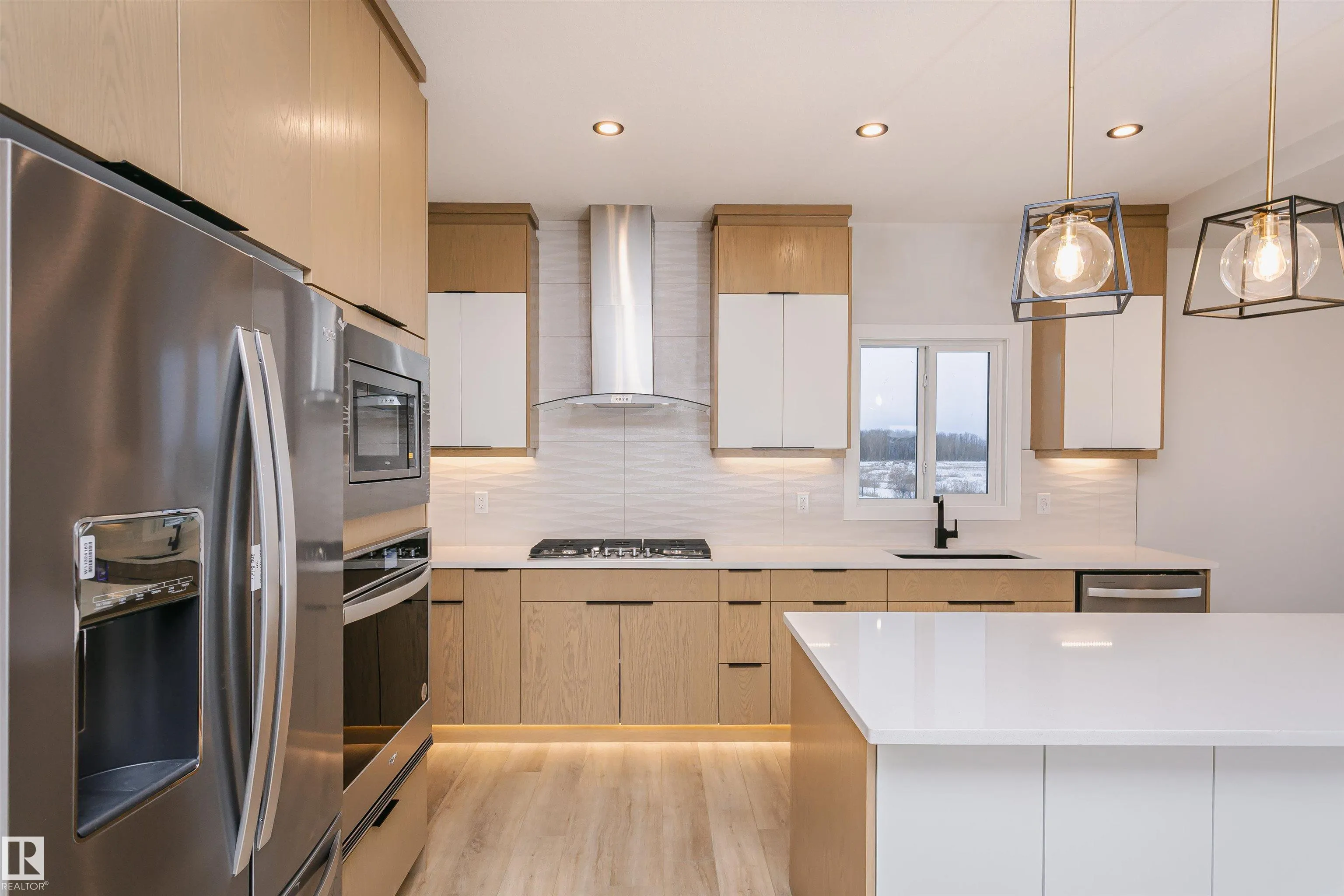 162 EDGEWATER Circle