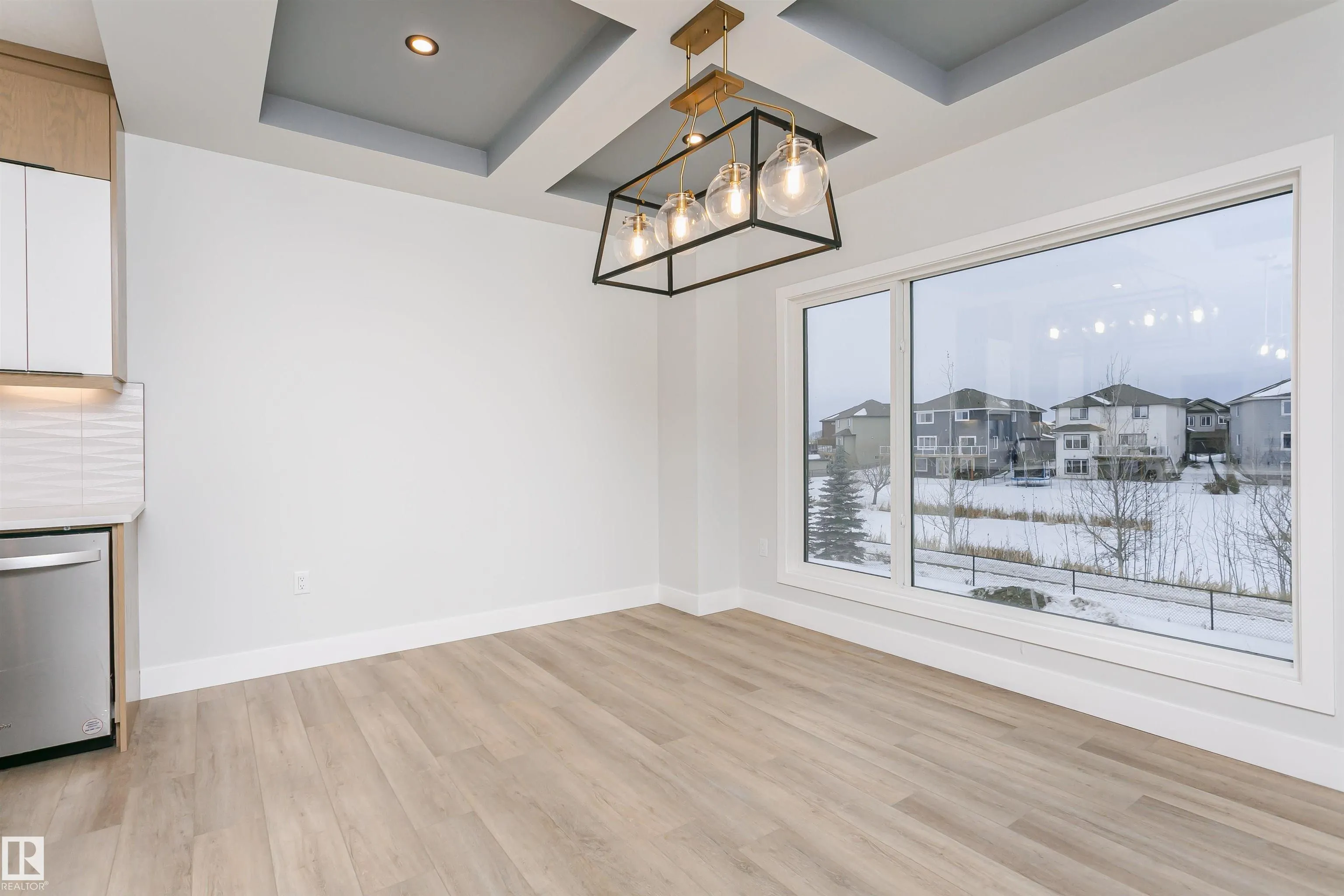 162 EDGEWATER Circle