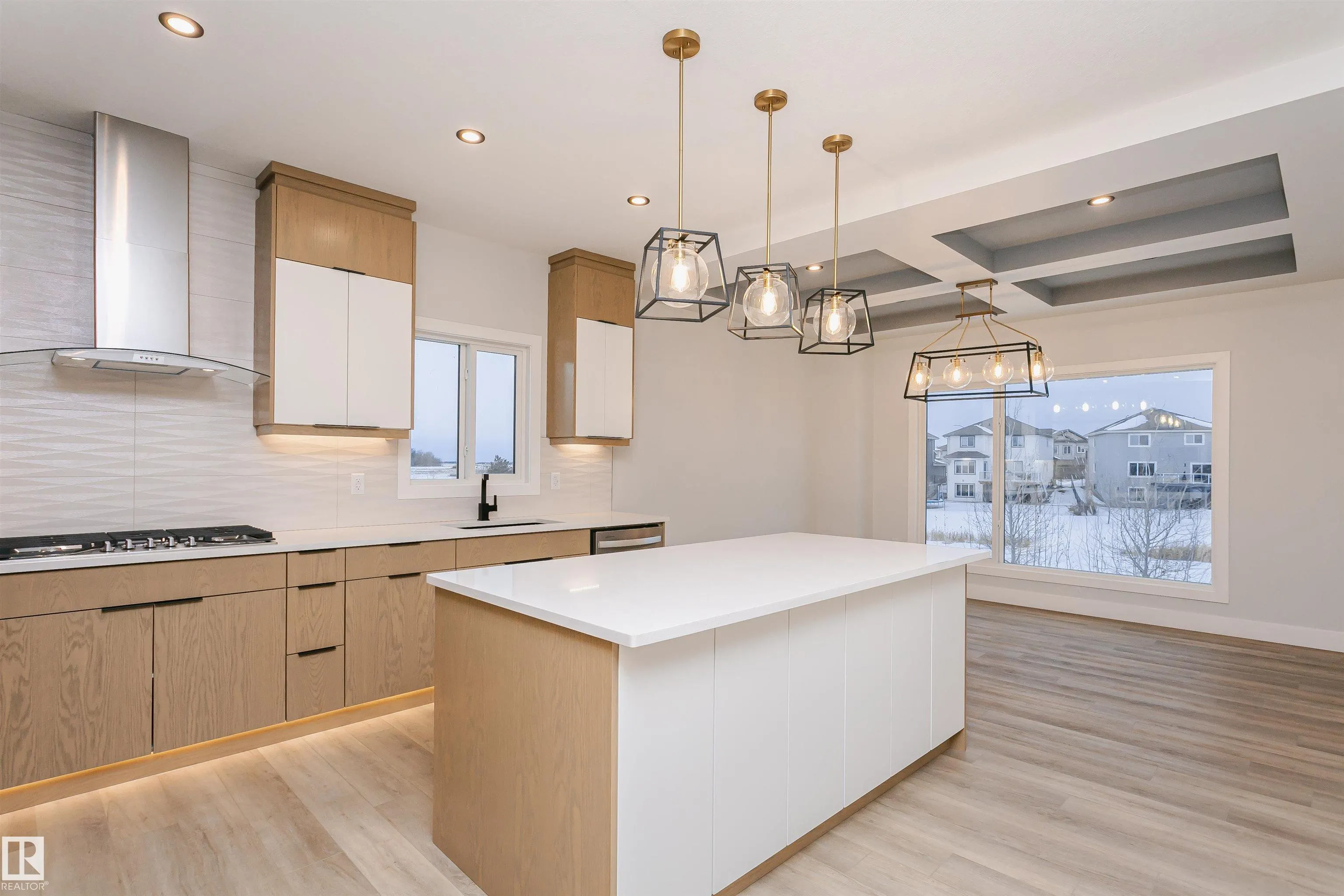 162 EDGEWATER Circle