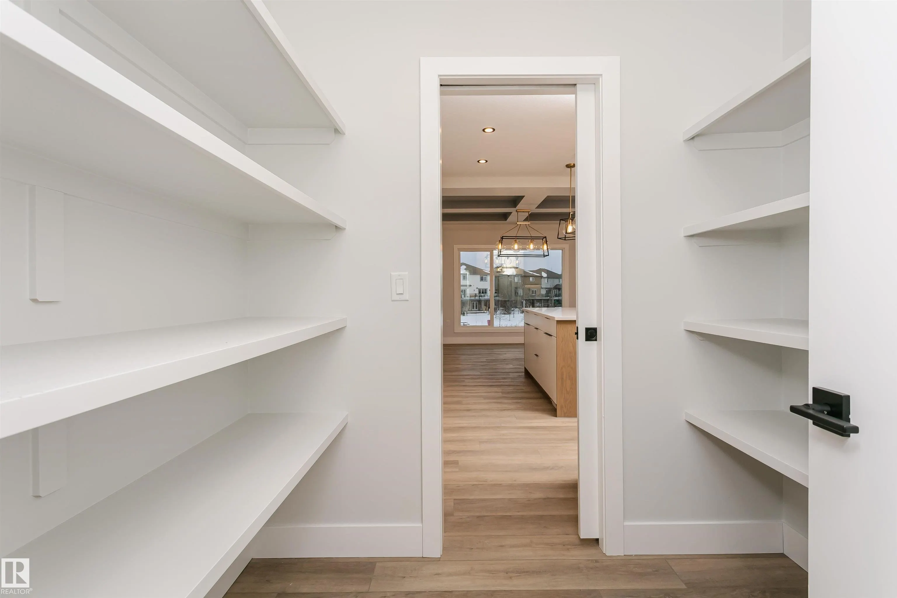 162 EDGEWATER Circle