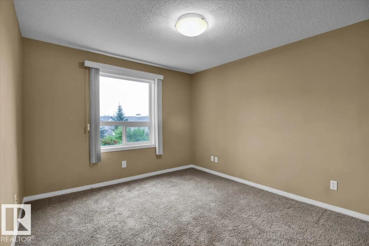 1520 Hammond Gate