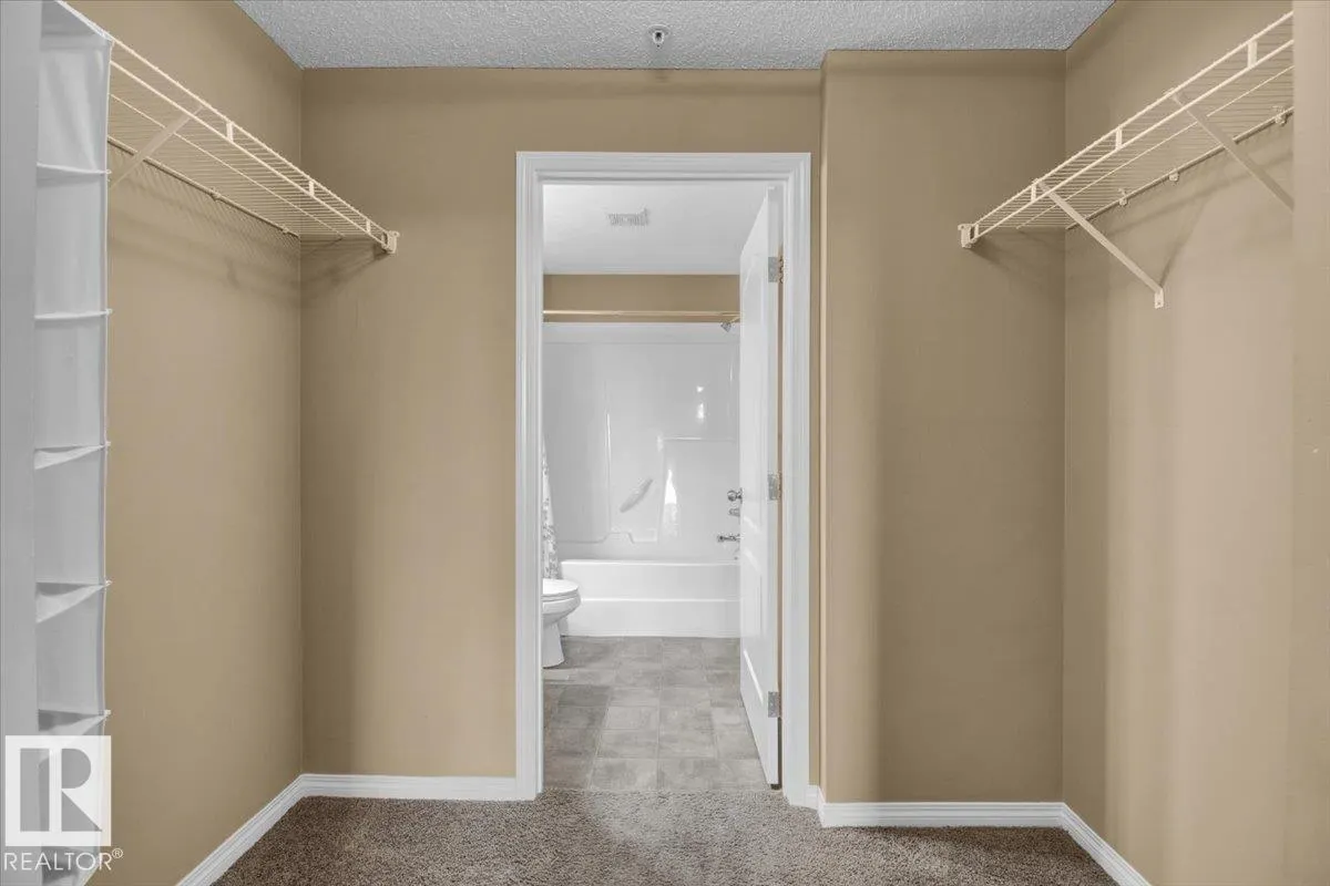 1520 Hammond Gate