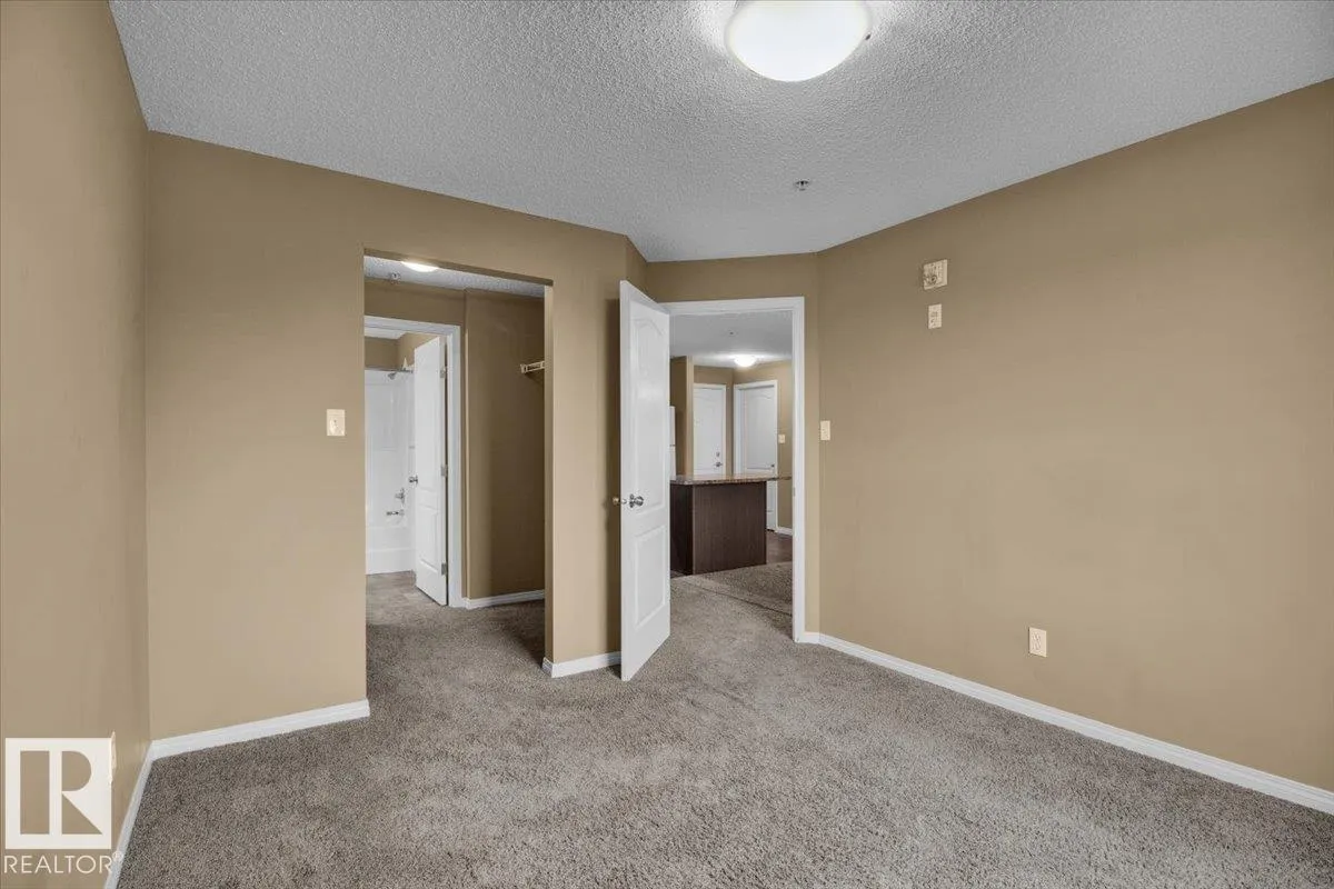 1520 Hammond Gate