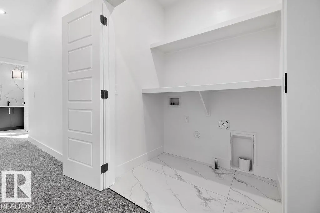 222 Linden Loop