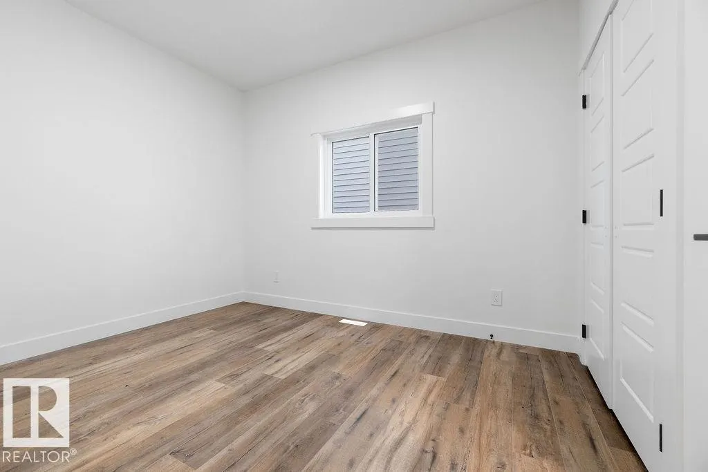 222 Linden Loop