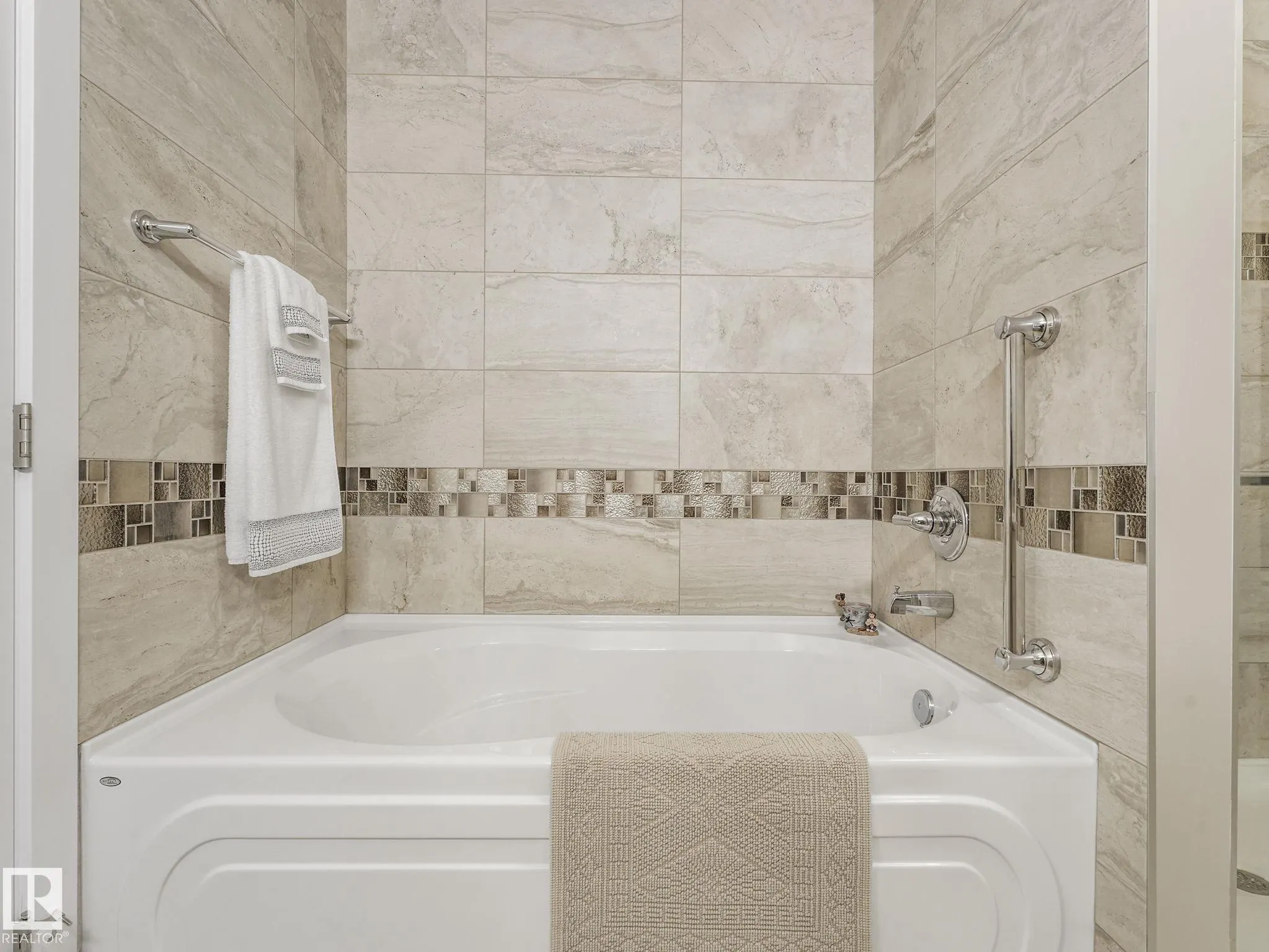 3090 CAMERON HEIGHTS Way