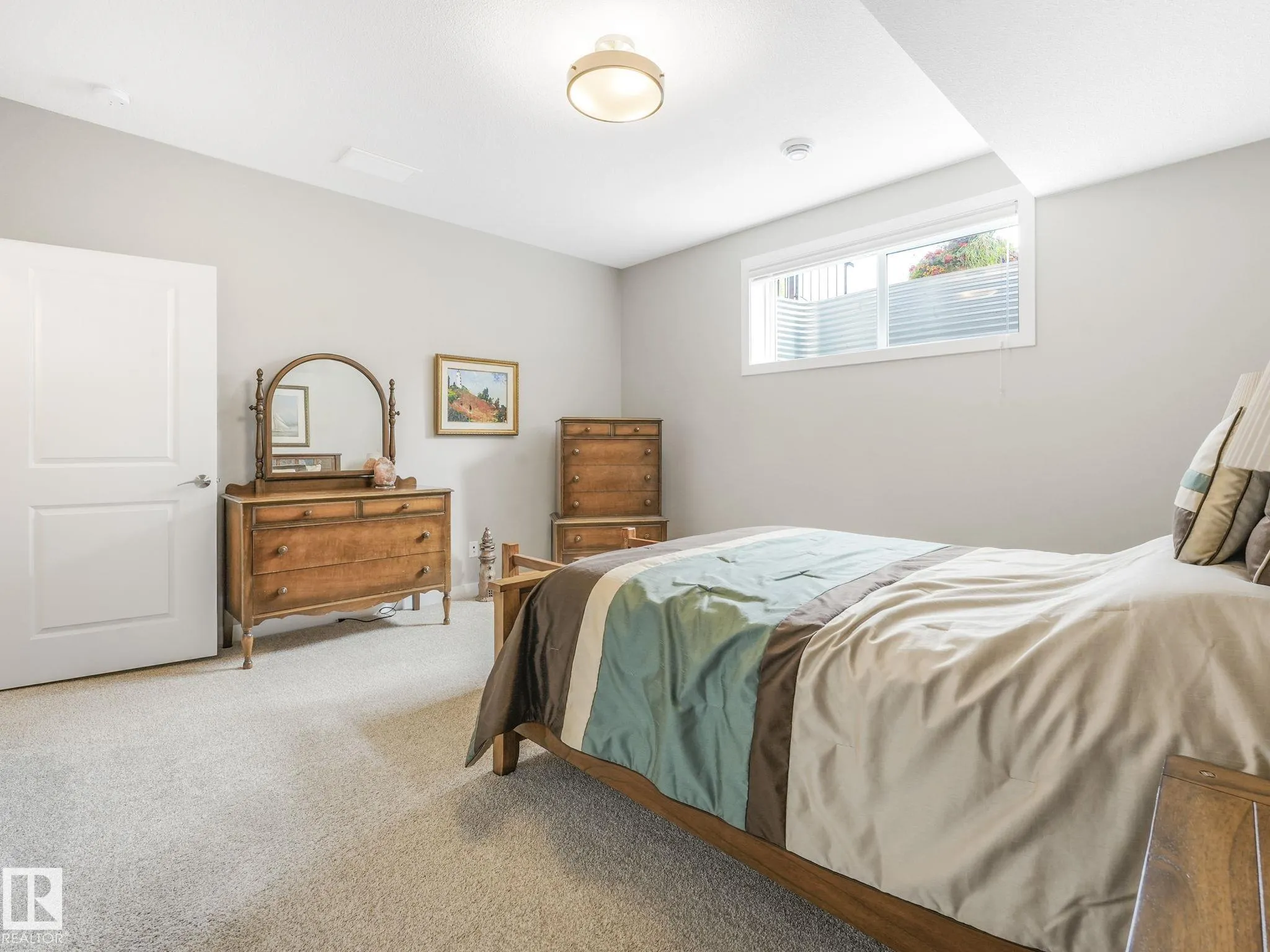 3090 CAMERON HEIGHTS Way
