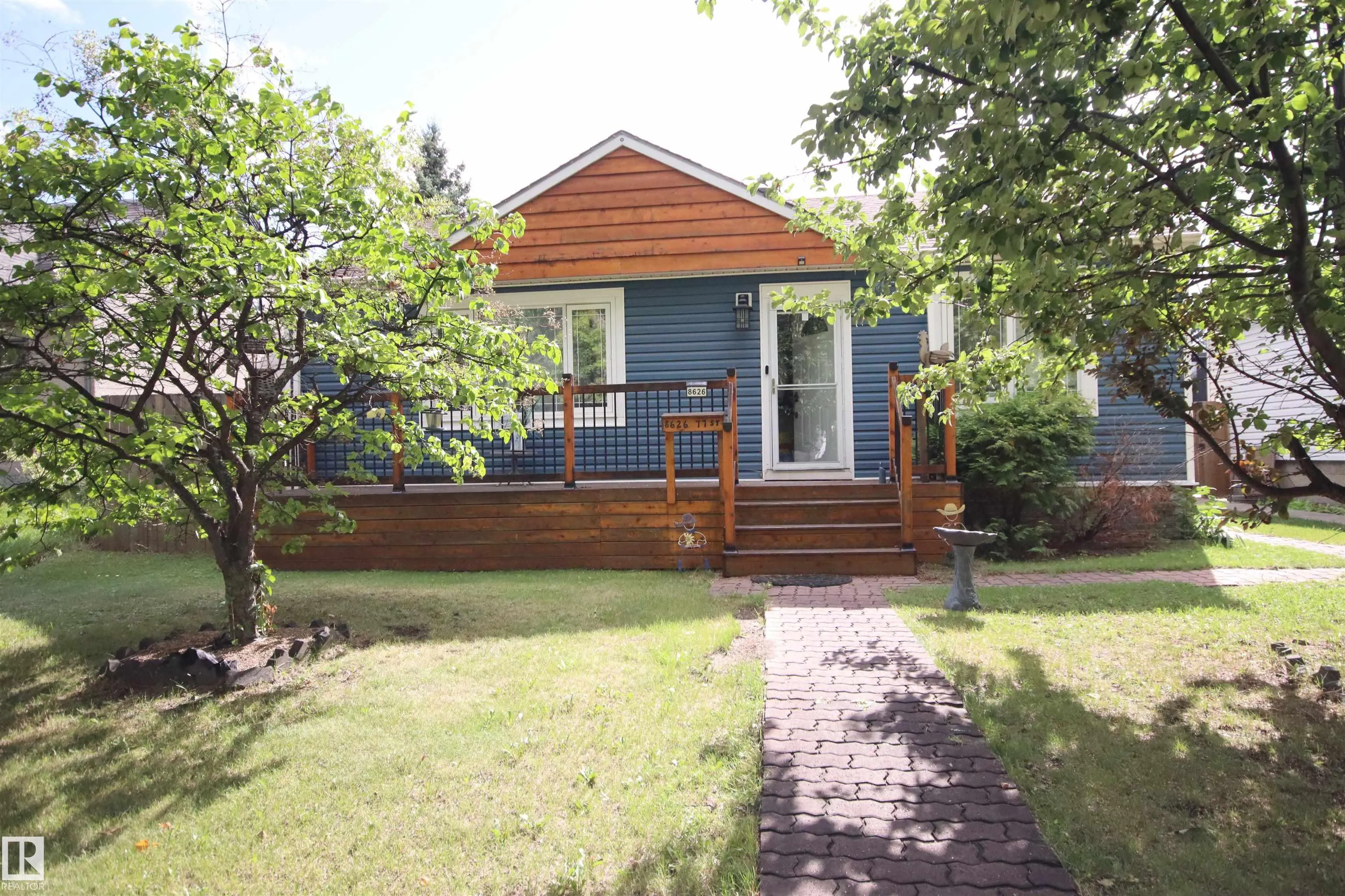 8626 77 Street