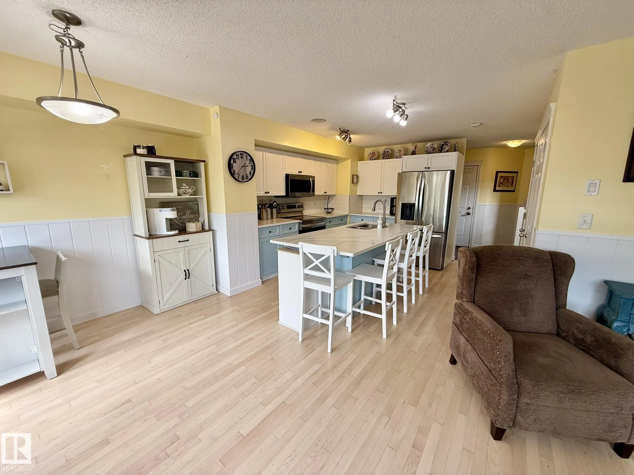 3 Hartwick Court