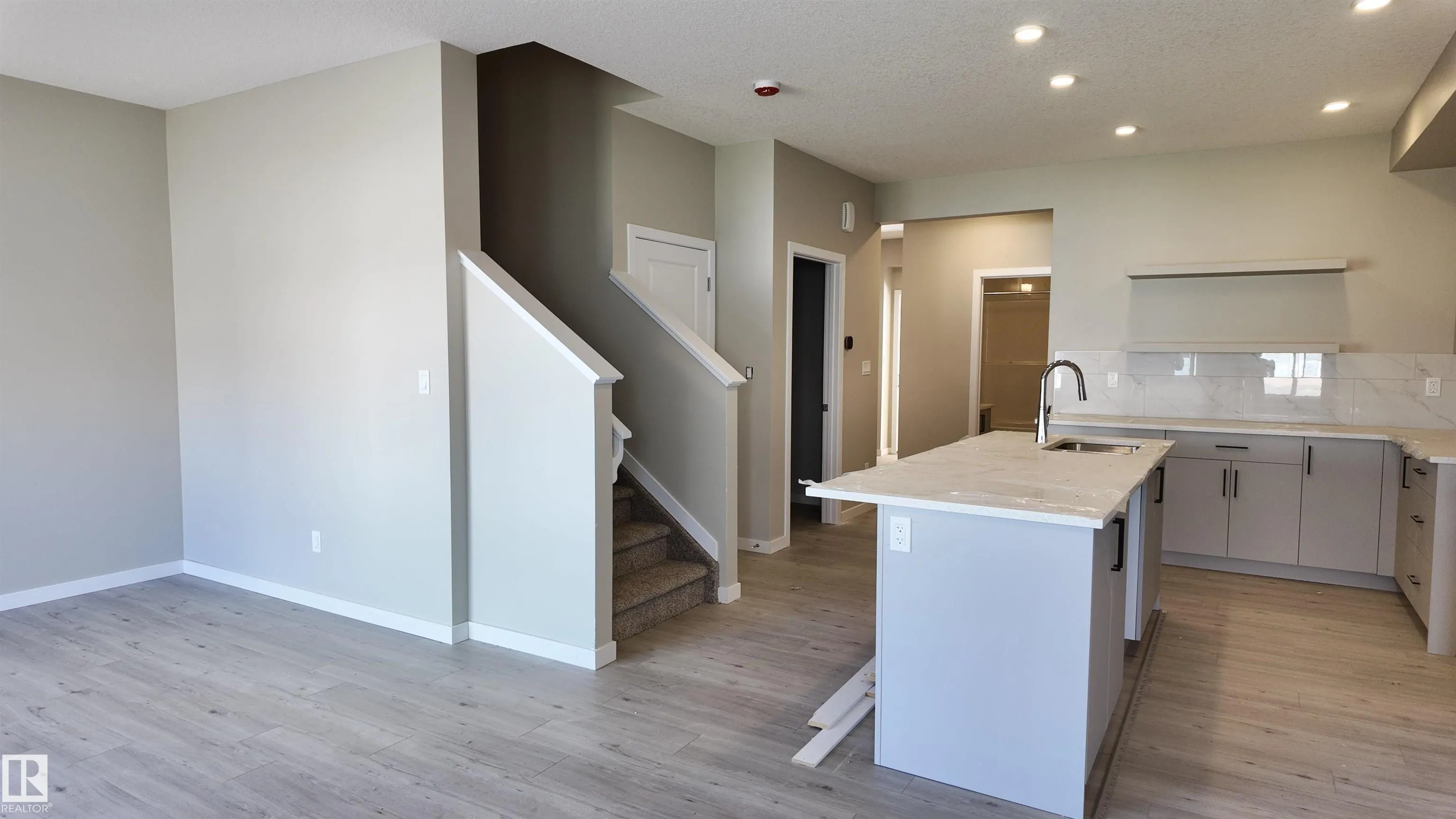 2364 Muckleplum Way