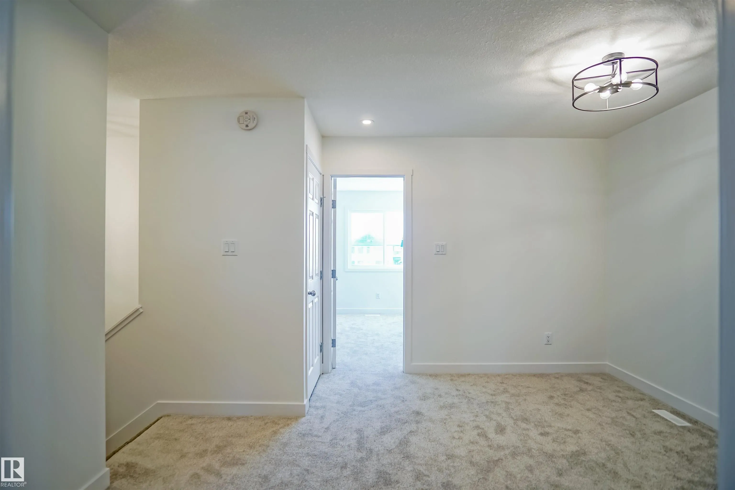 1724 WESTERRA Wynd
