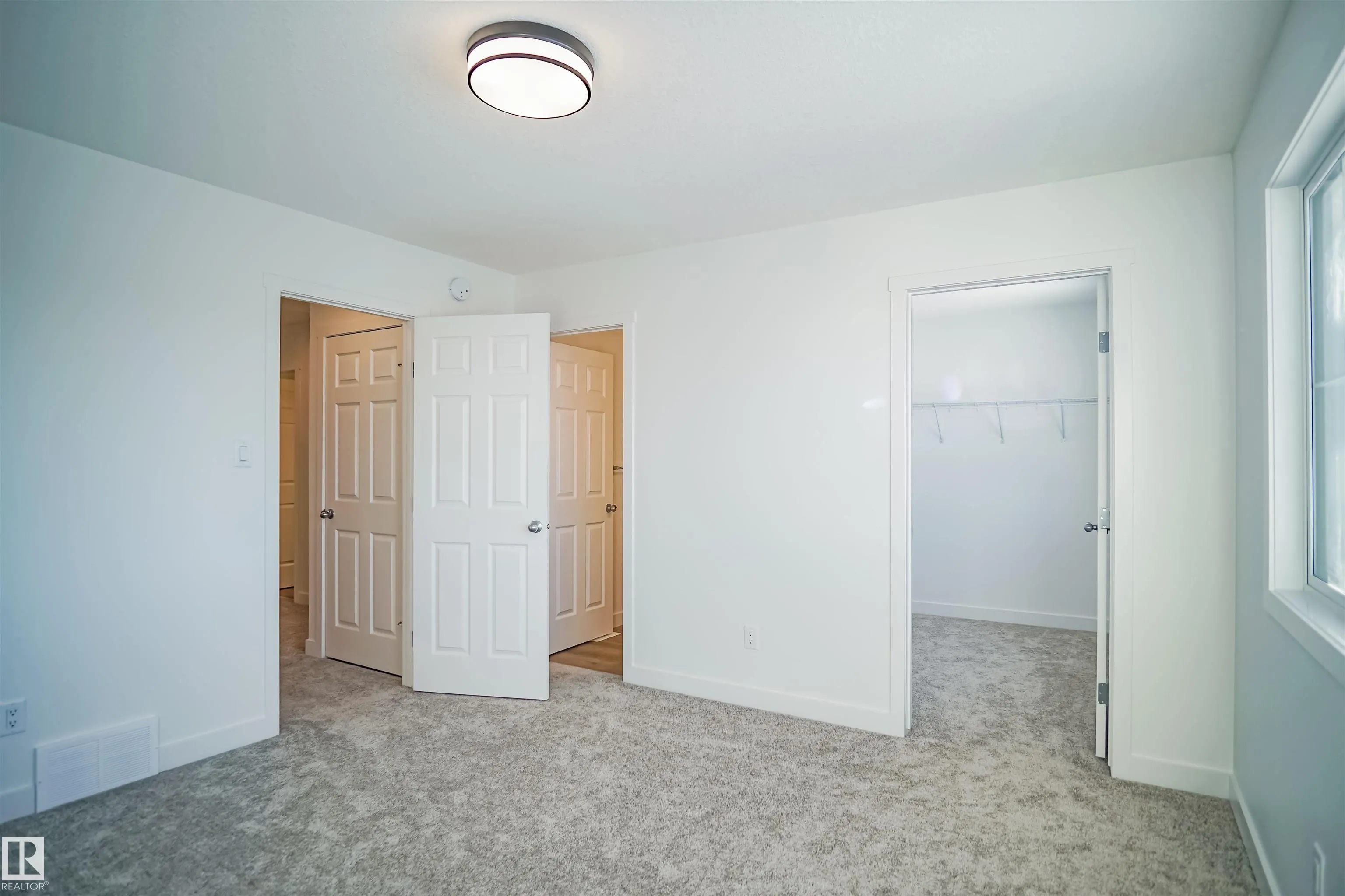 1724 WESTERRA Wynd