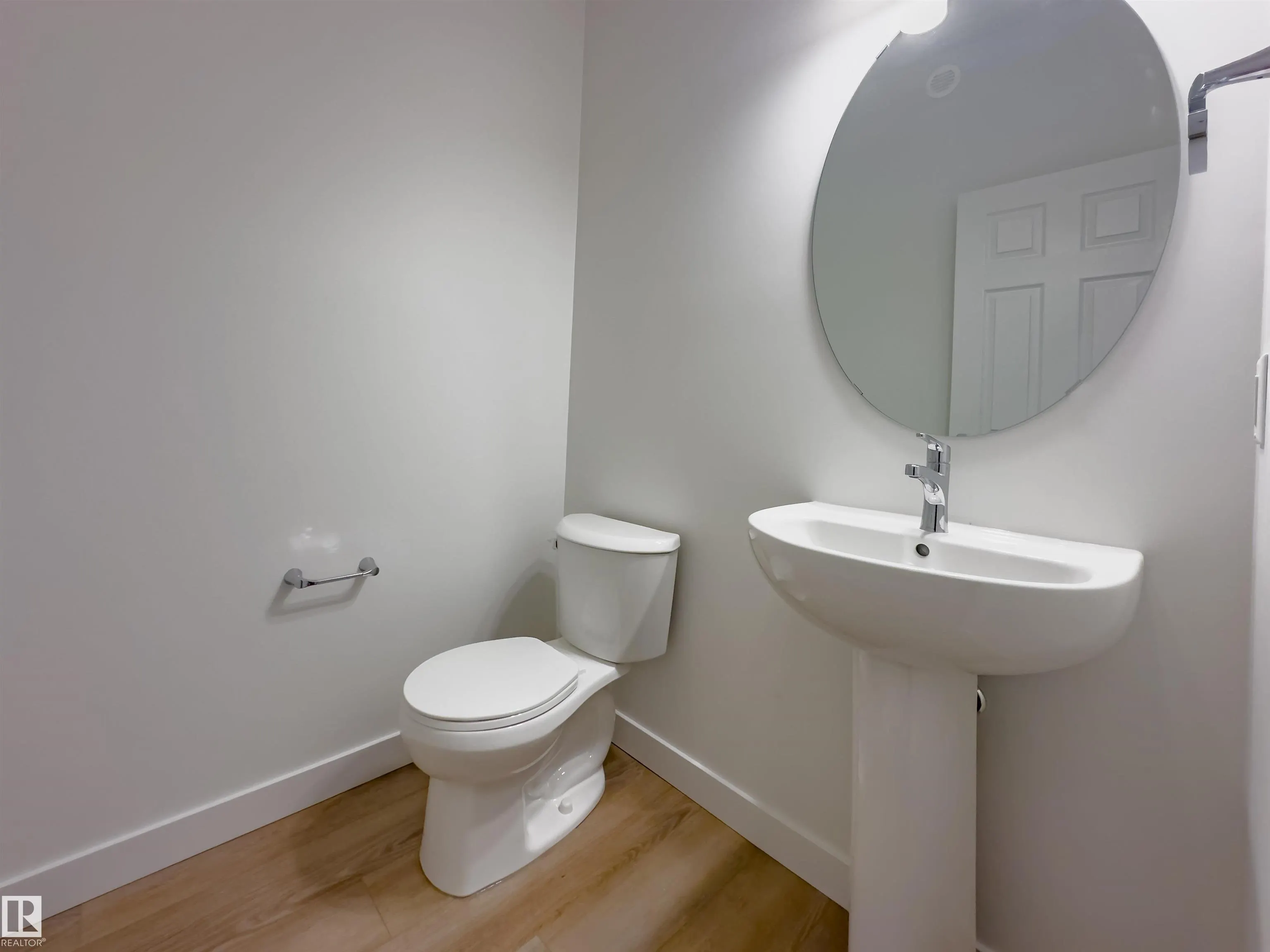 1724 WESTERRA Wynd