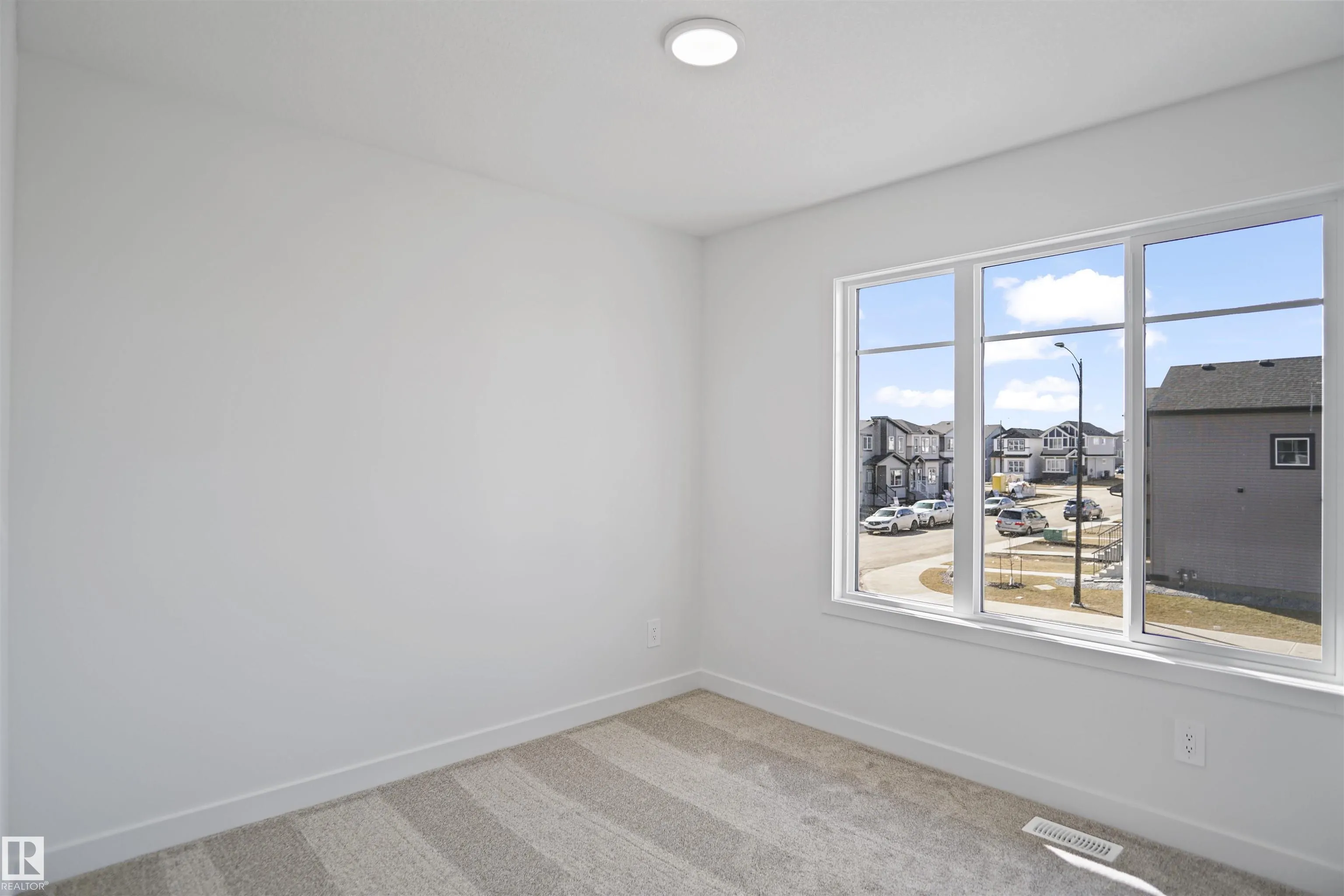 1726 WESTERRA Wynd