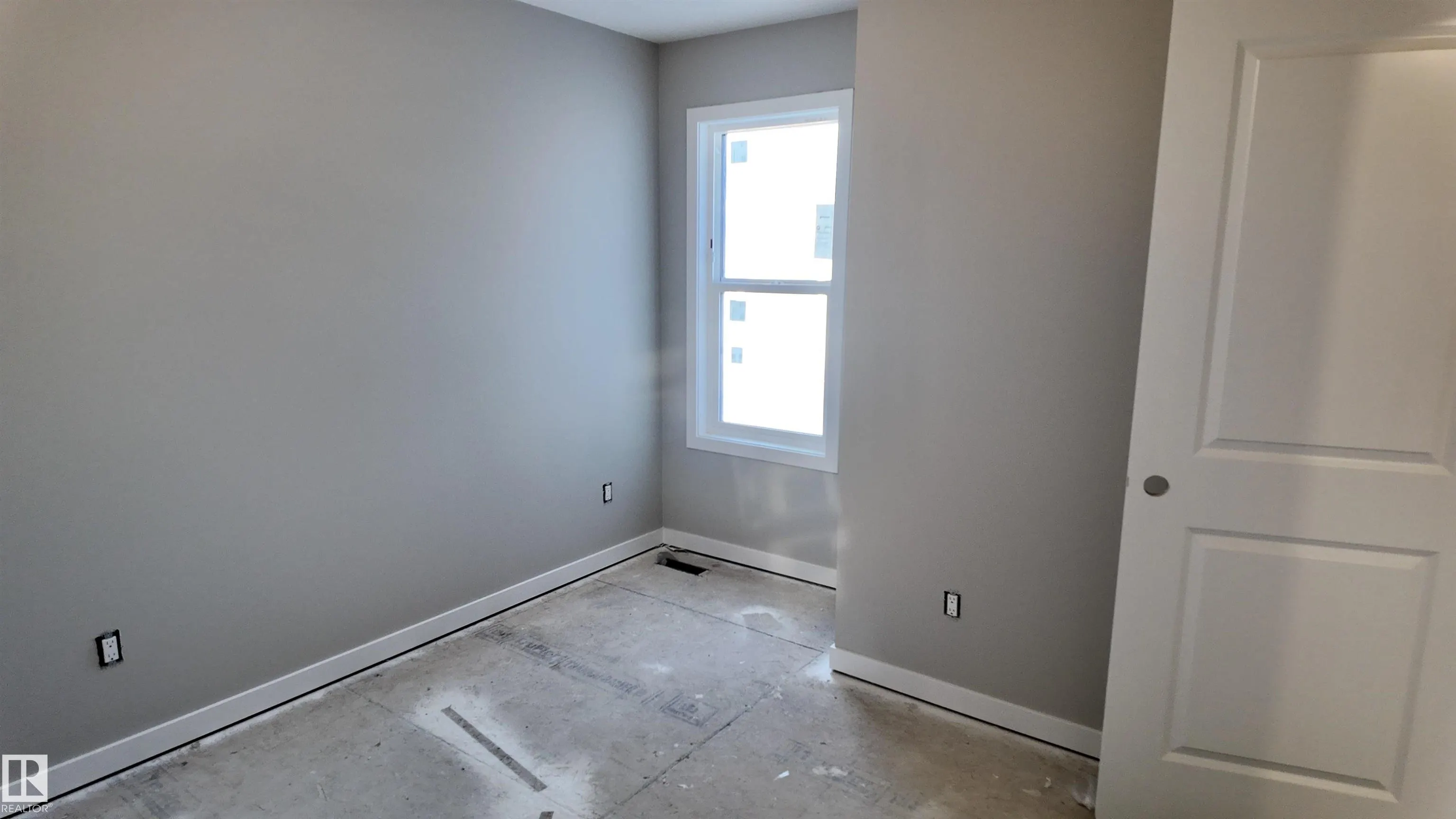9102 Elves Loop
