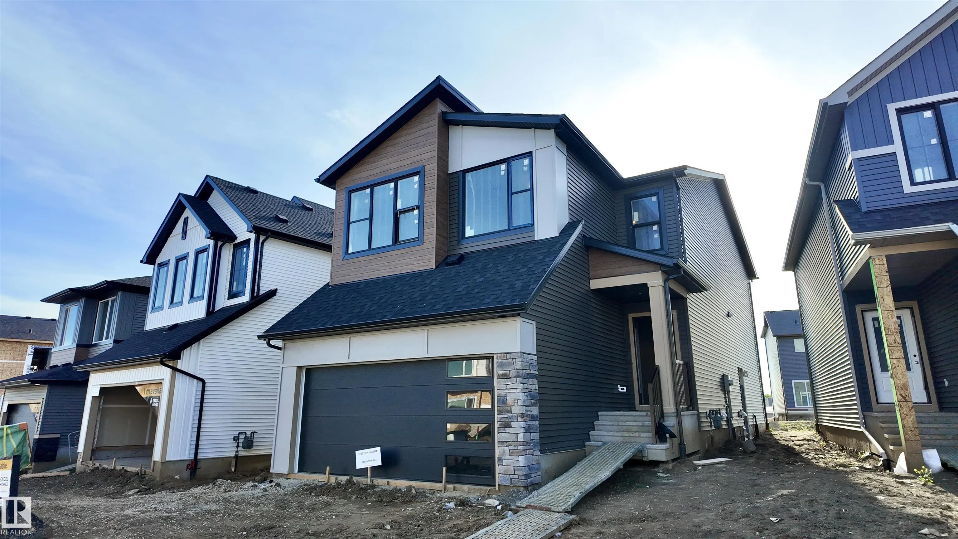 9102 Elves Loop