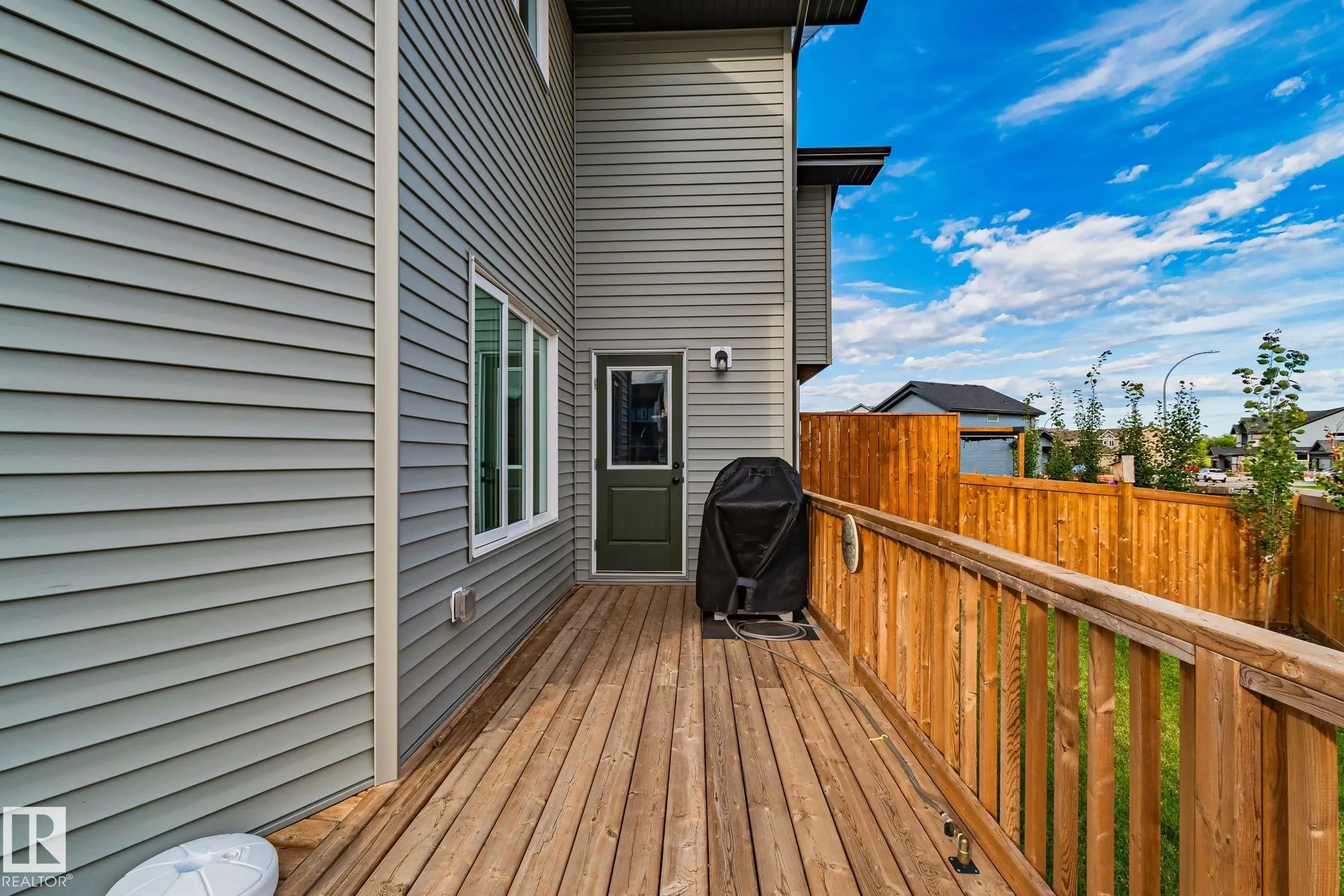 69 SPRUCE GARDENS Crescent