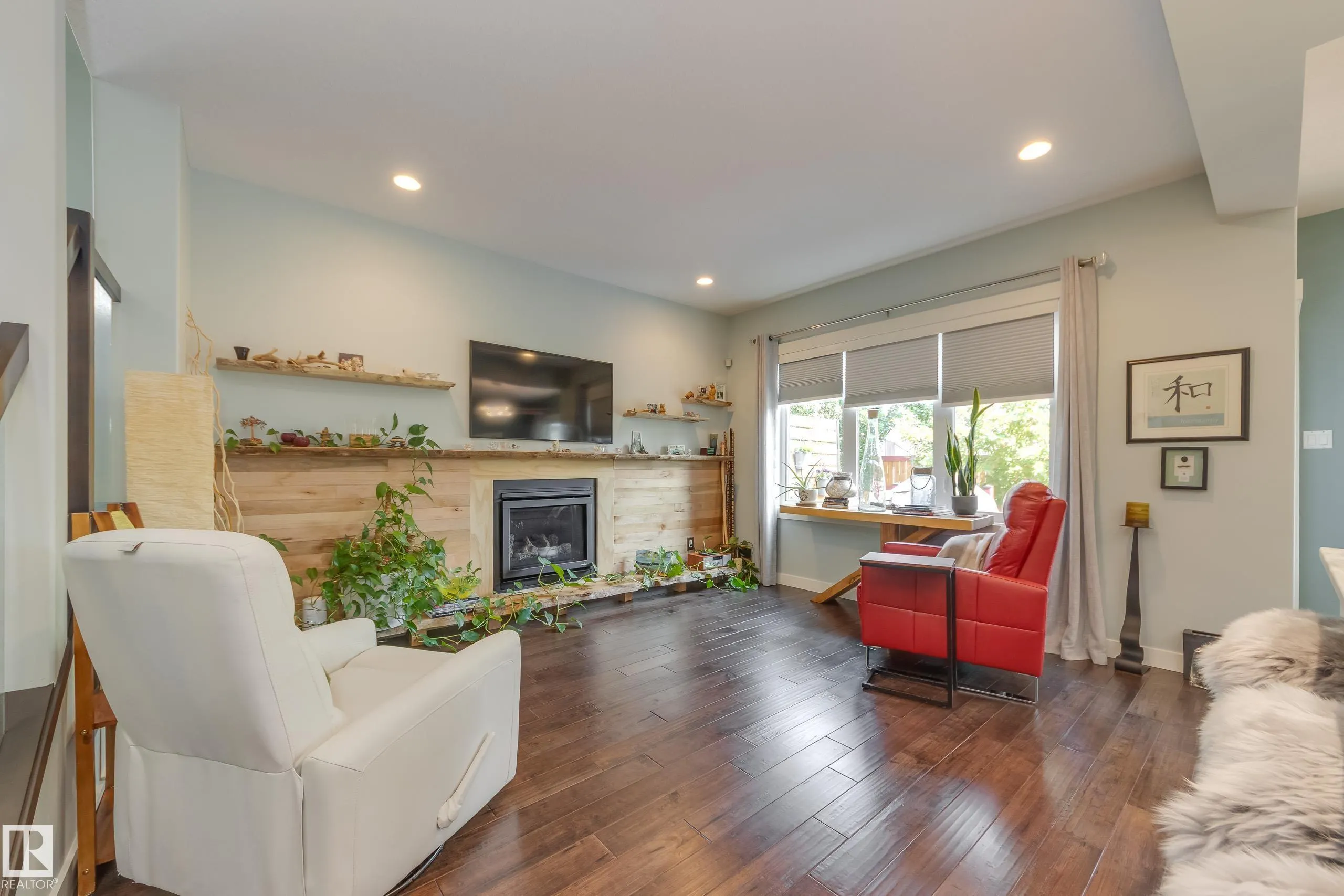 3721 PARKER Court