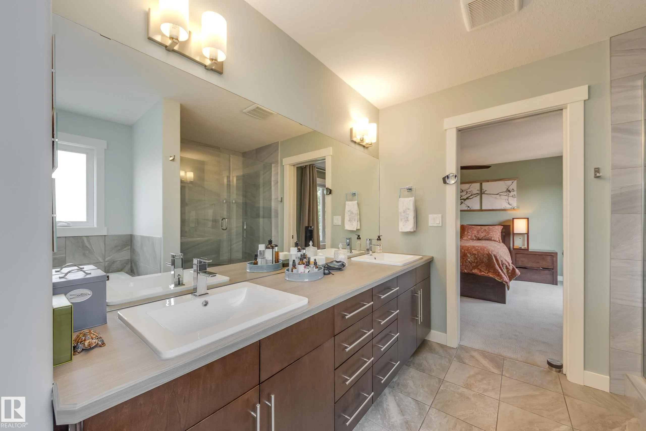 3721 PARKER Court