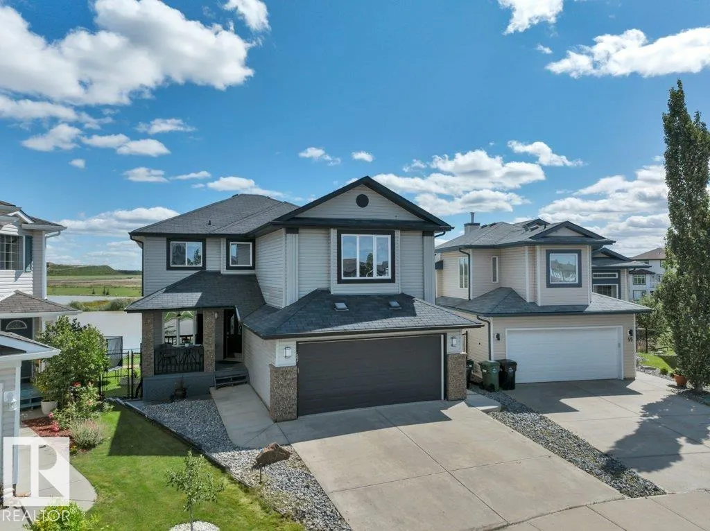 53 DOUGLAS Crescent