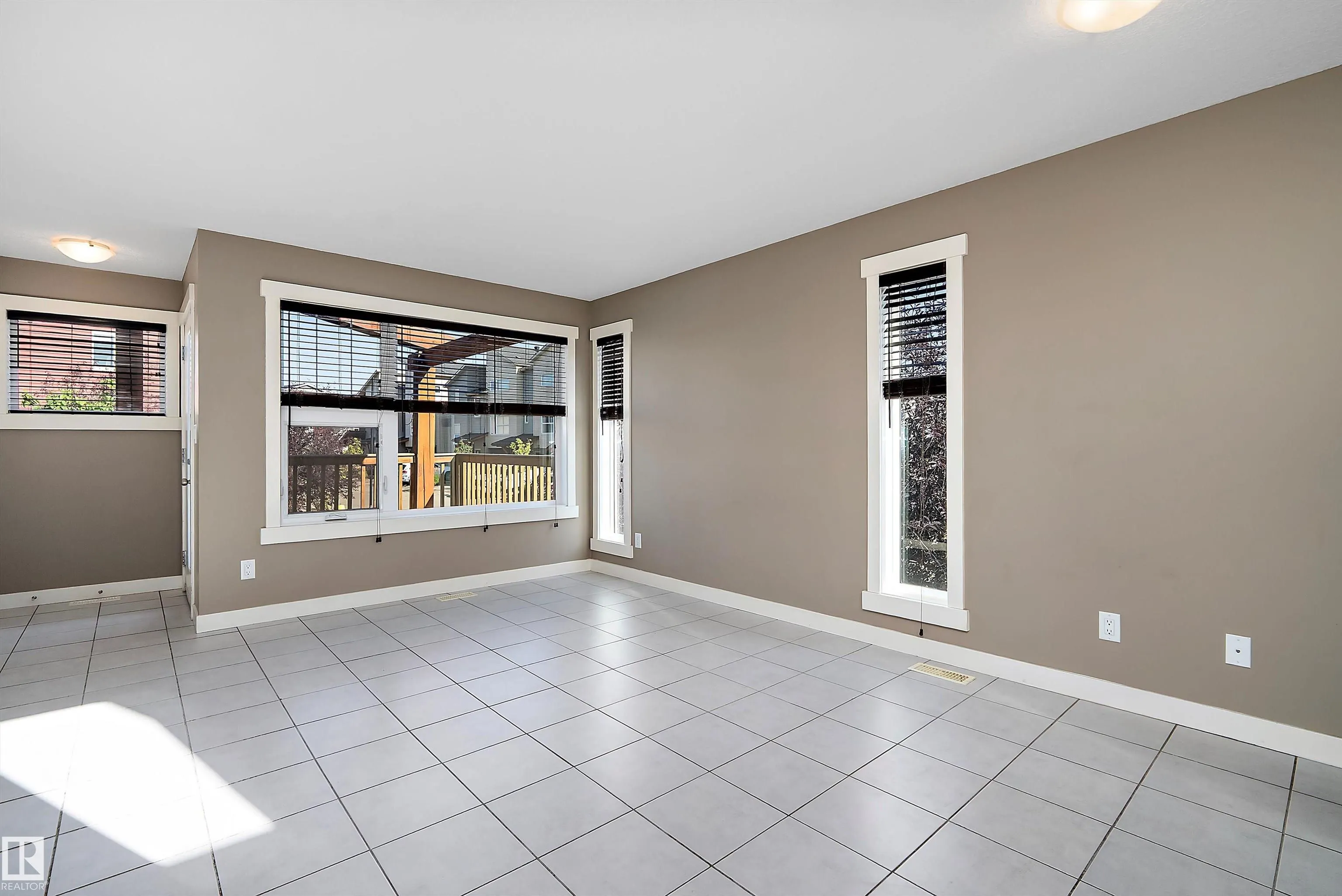 401 SOUTHFORK Drive