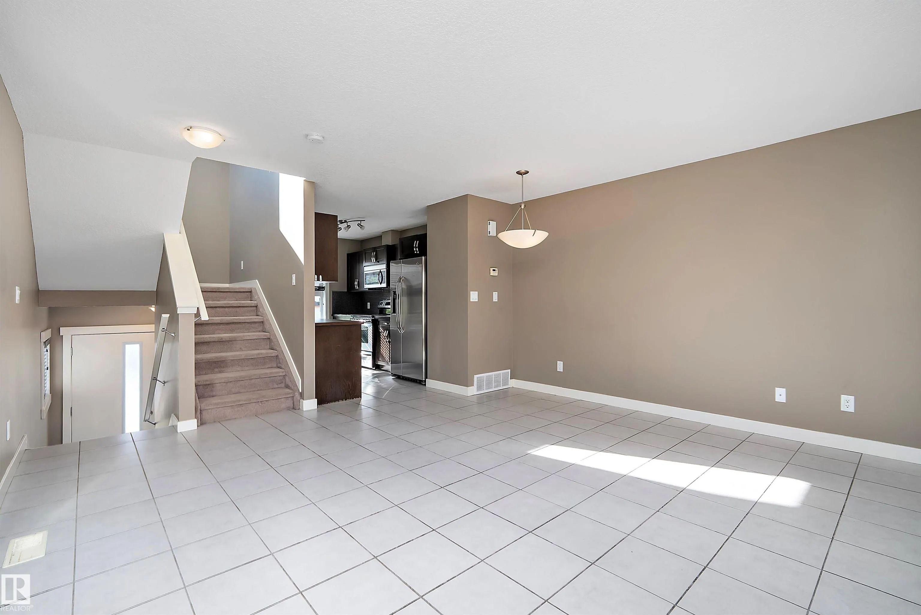 401 SOUTHFORK Drive