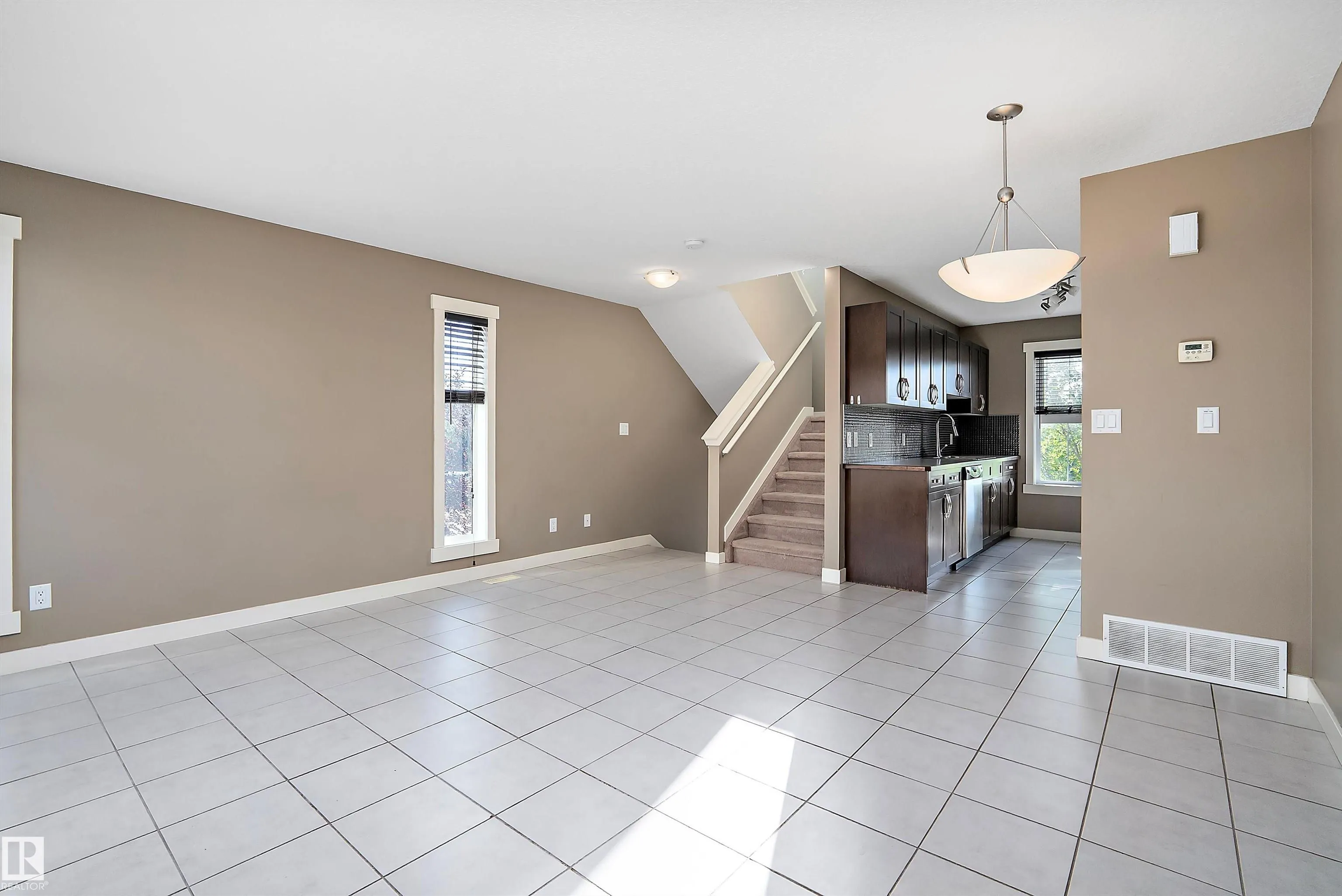 401 SOUTHFORK Drive