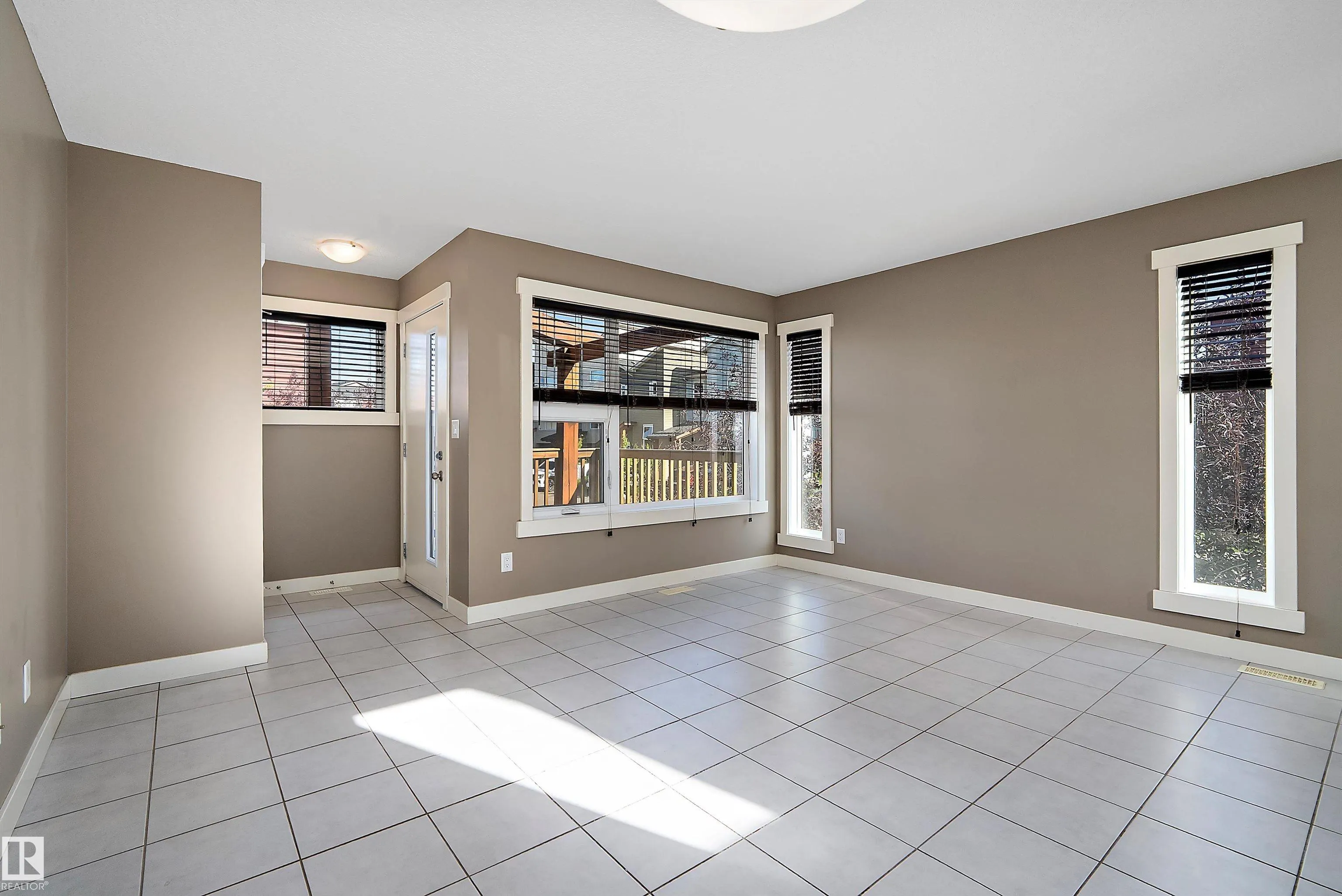 401 SOUTHFORK Drive