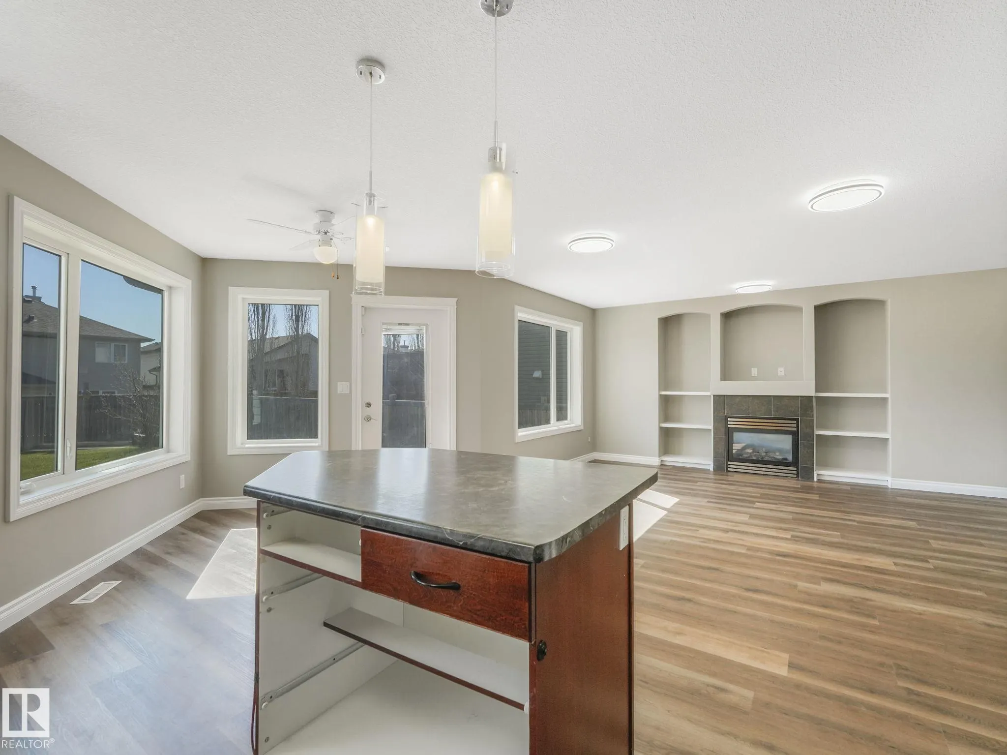 108 LAMPLIGHT Drive