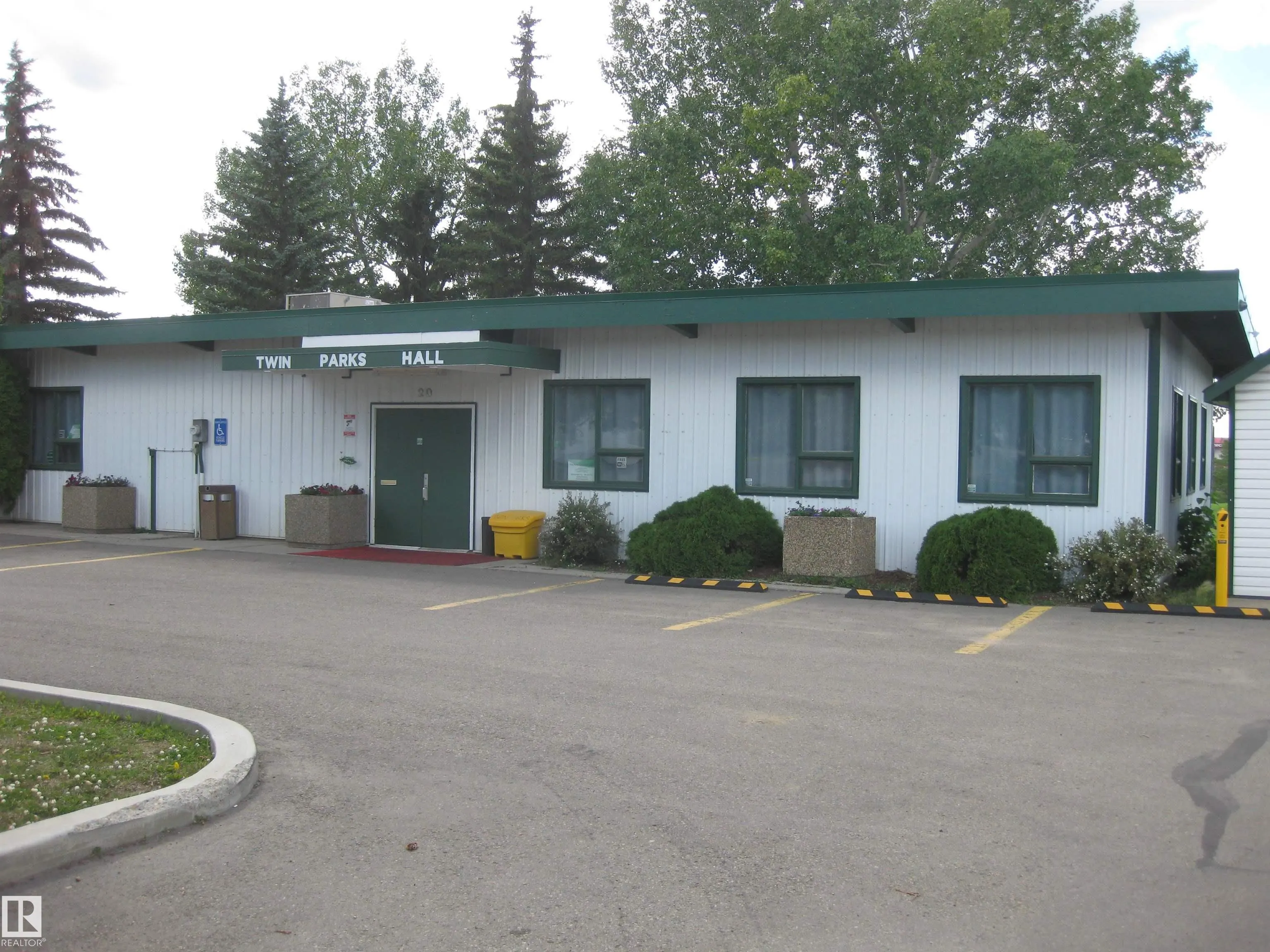90 Rim Road