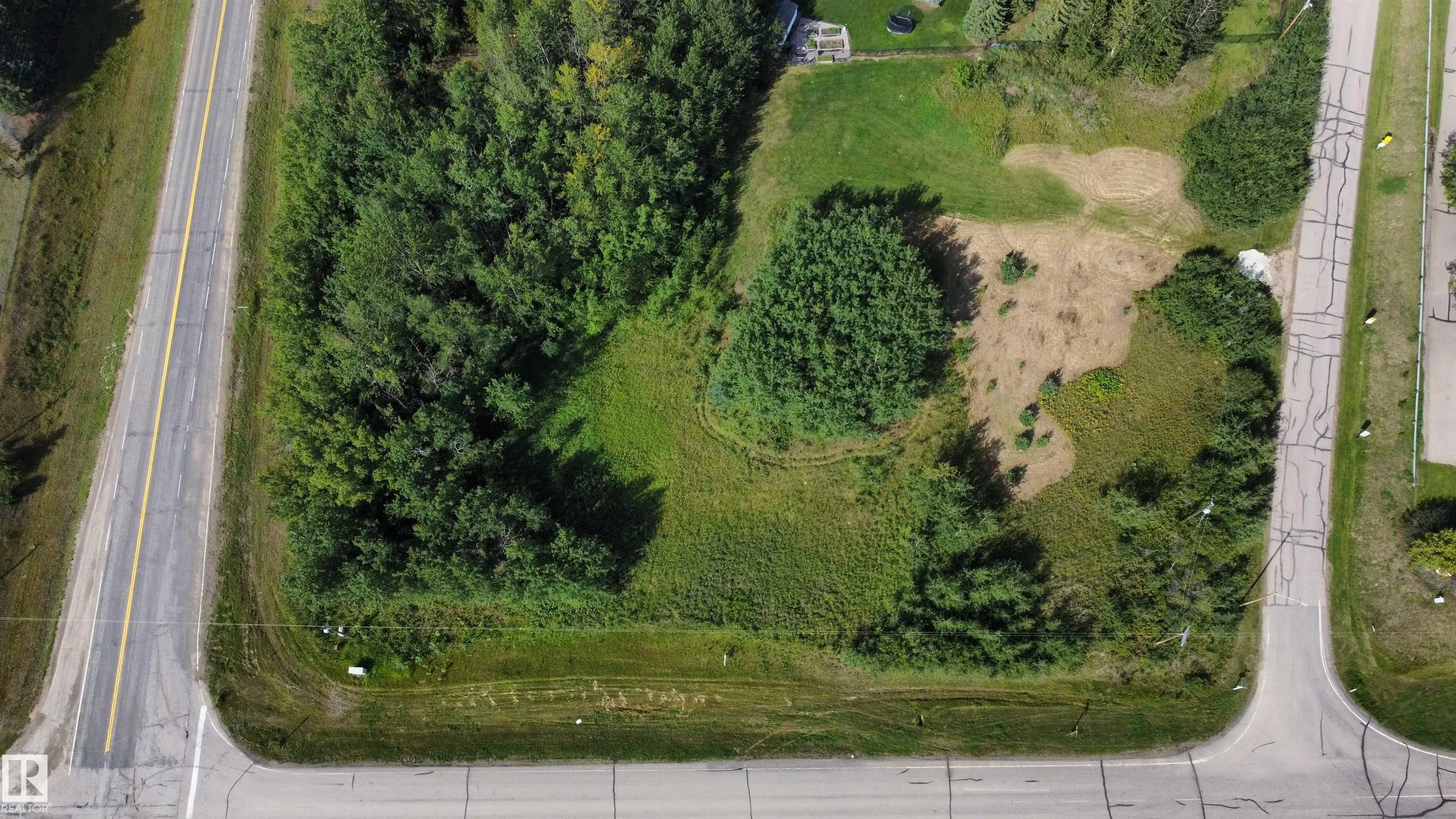 487 LAKESIDE Drive