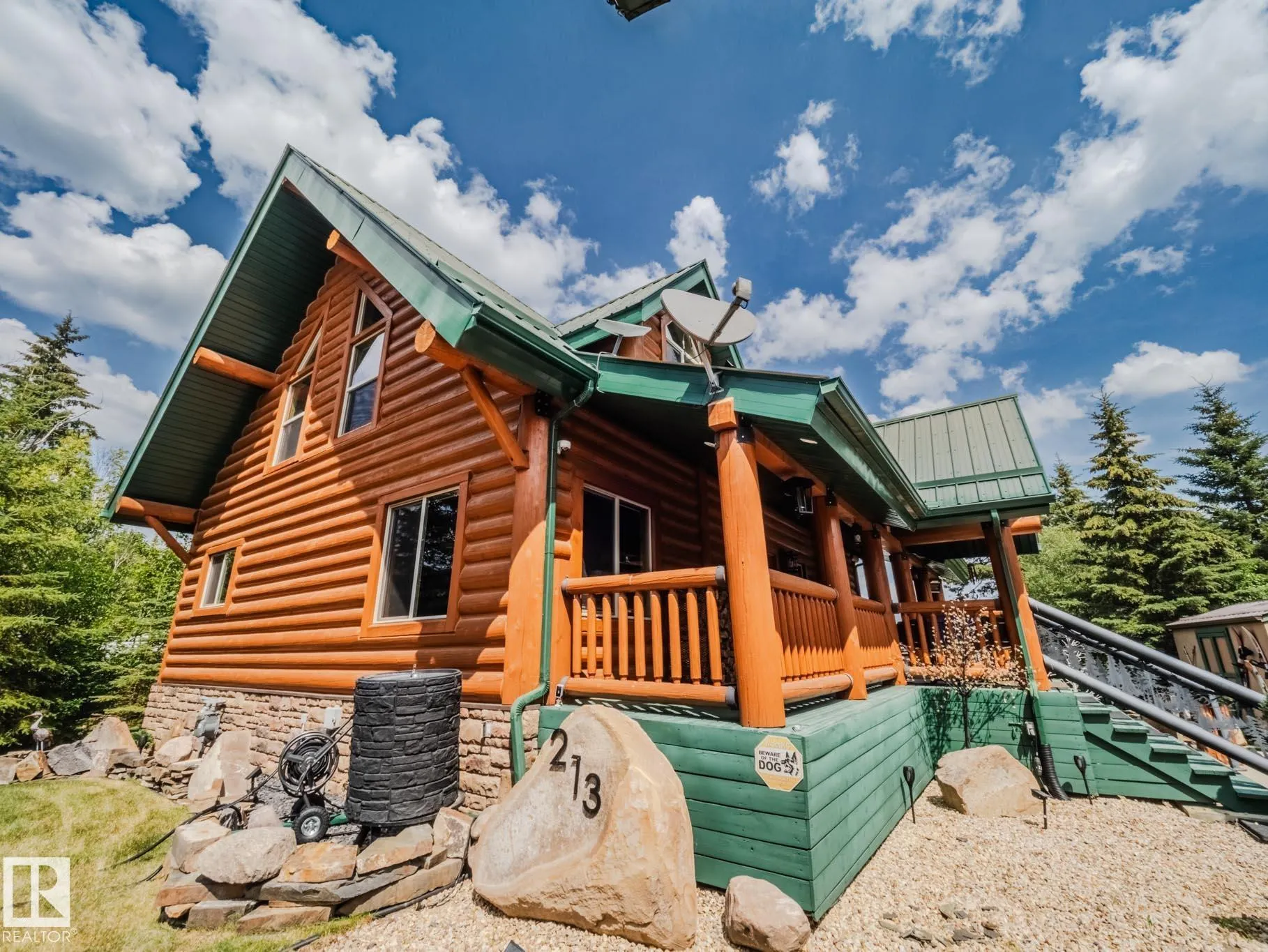 213 Lakeshore Drive