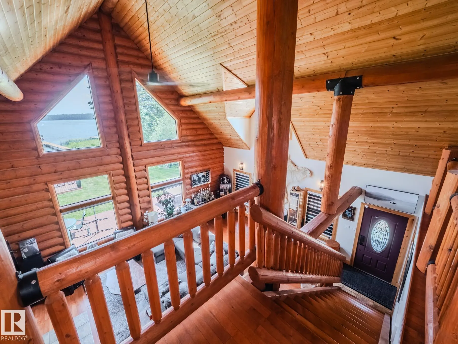 213 Lakeshore Drive