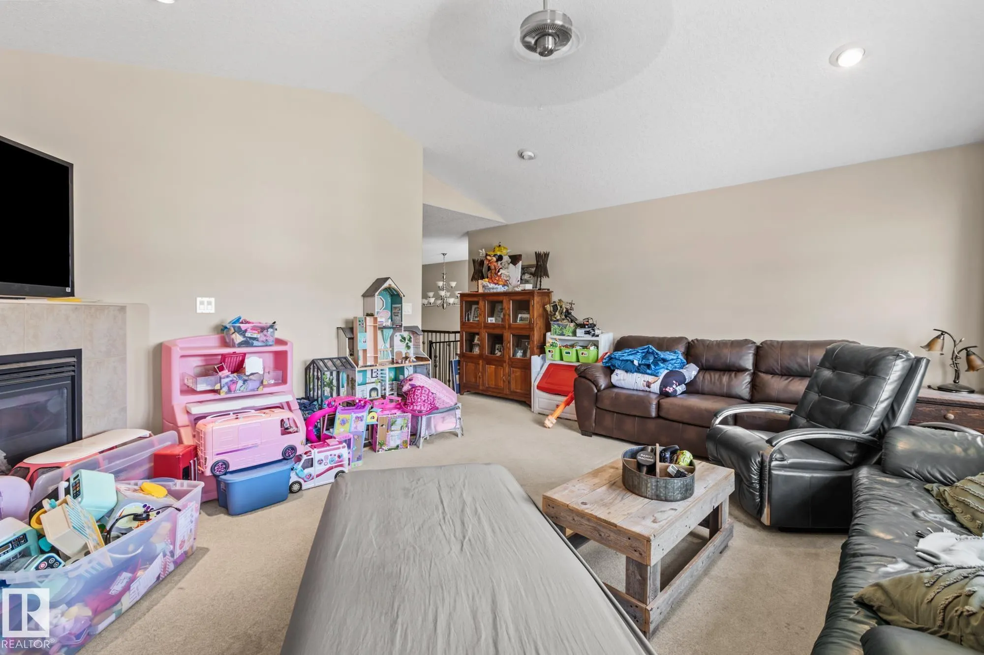 5609 RUE EAGLEMONT