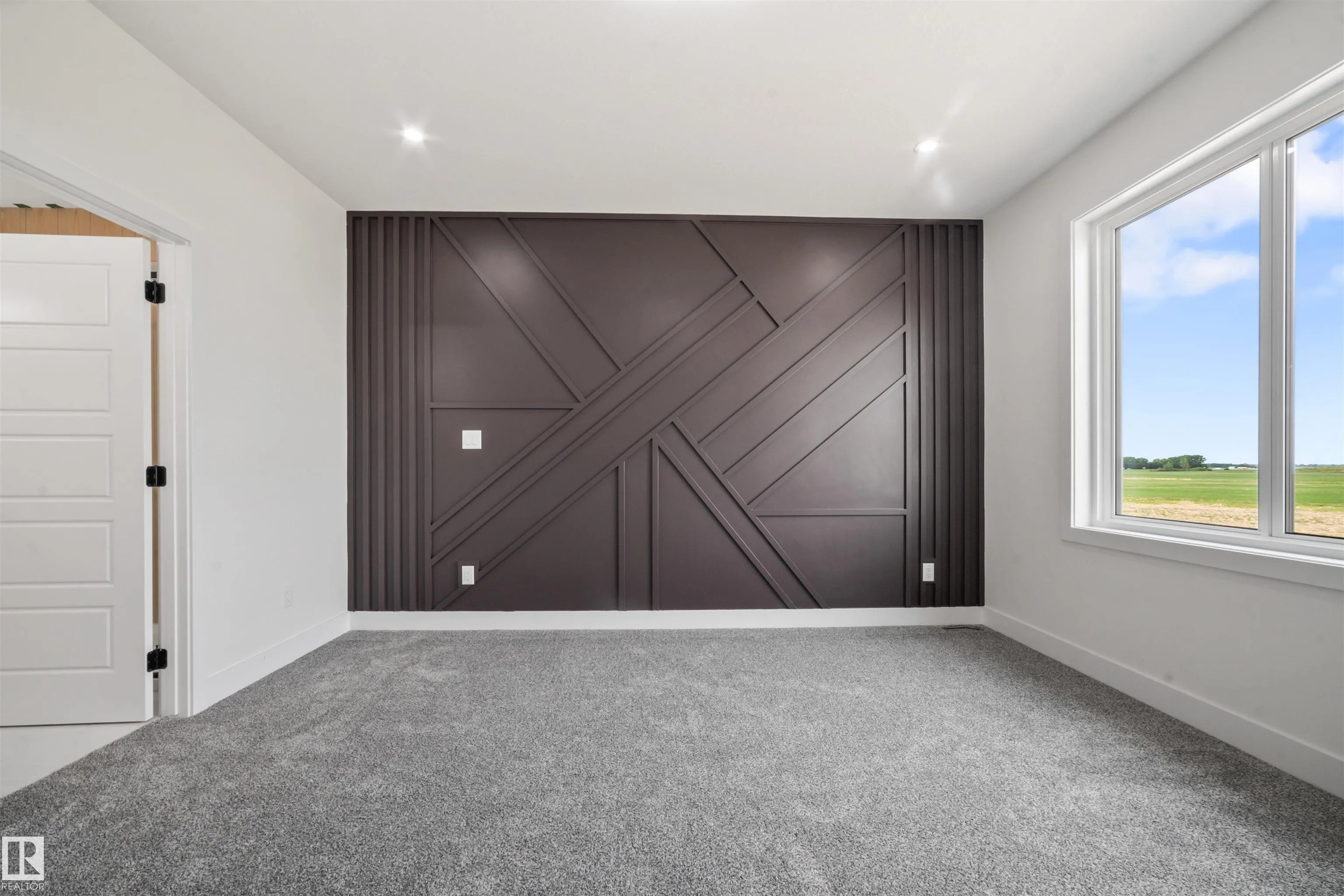 66 EDGEFIELD Way