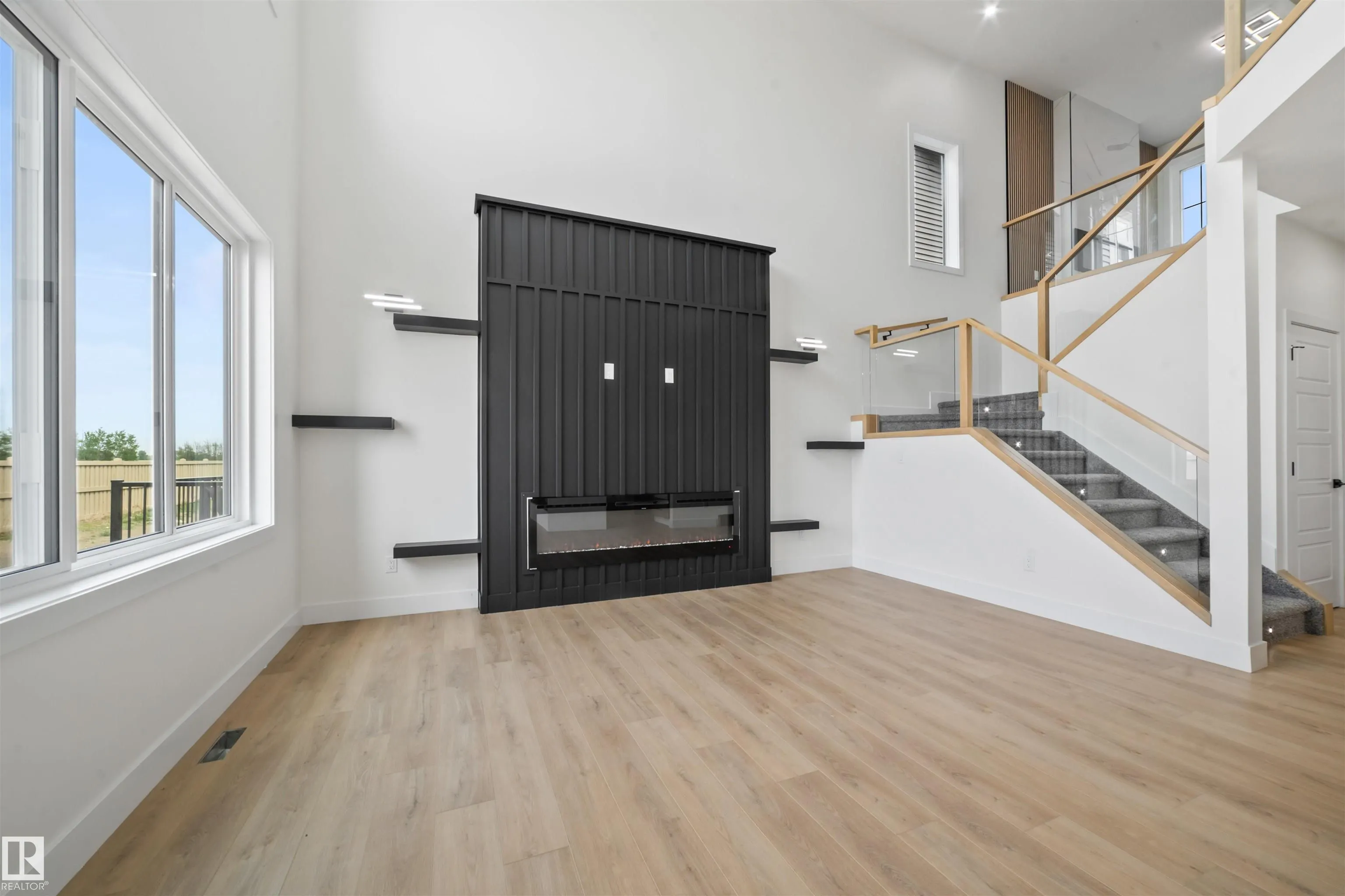 66 EDGEFIELD Way