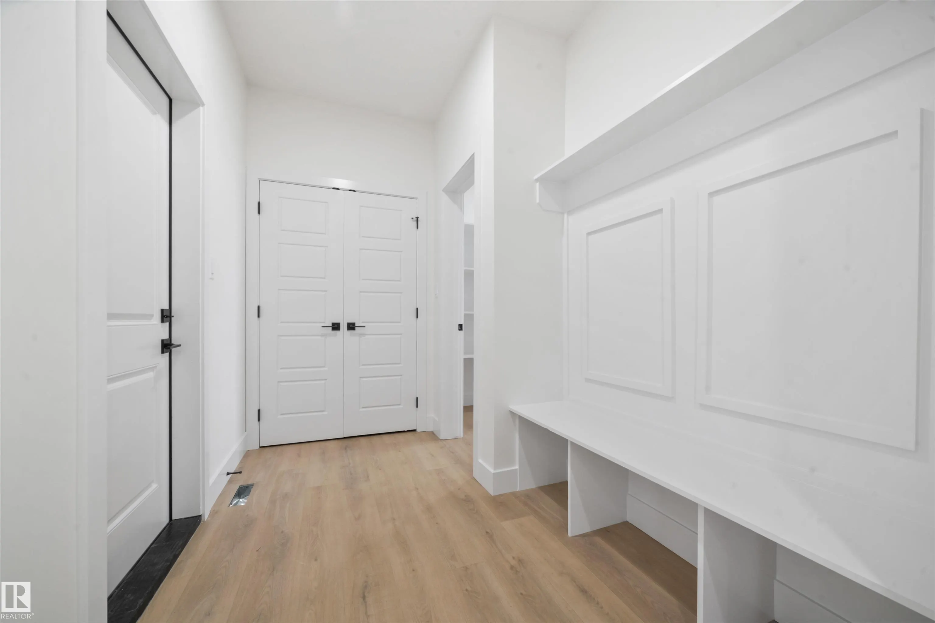 66 EDGEFIELD Way