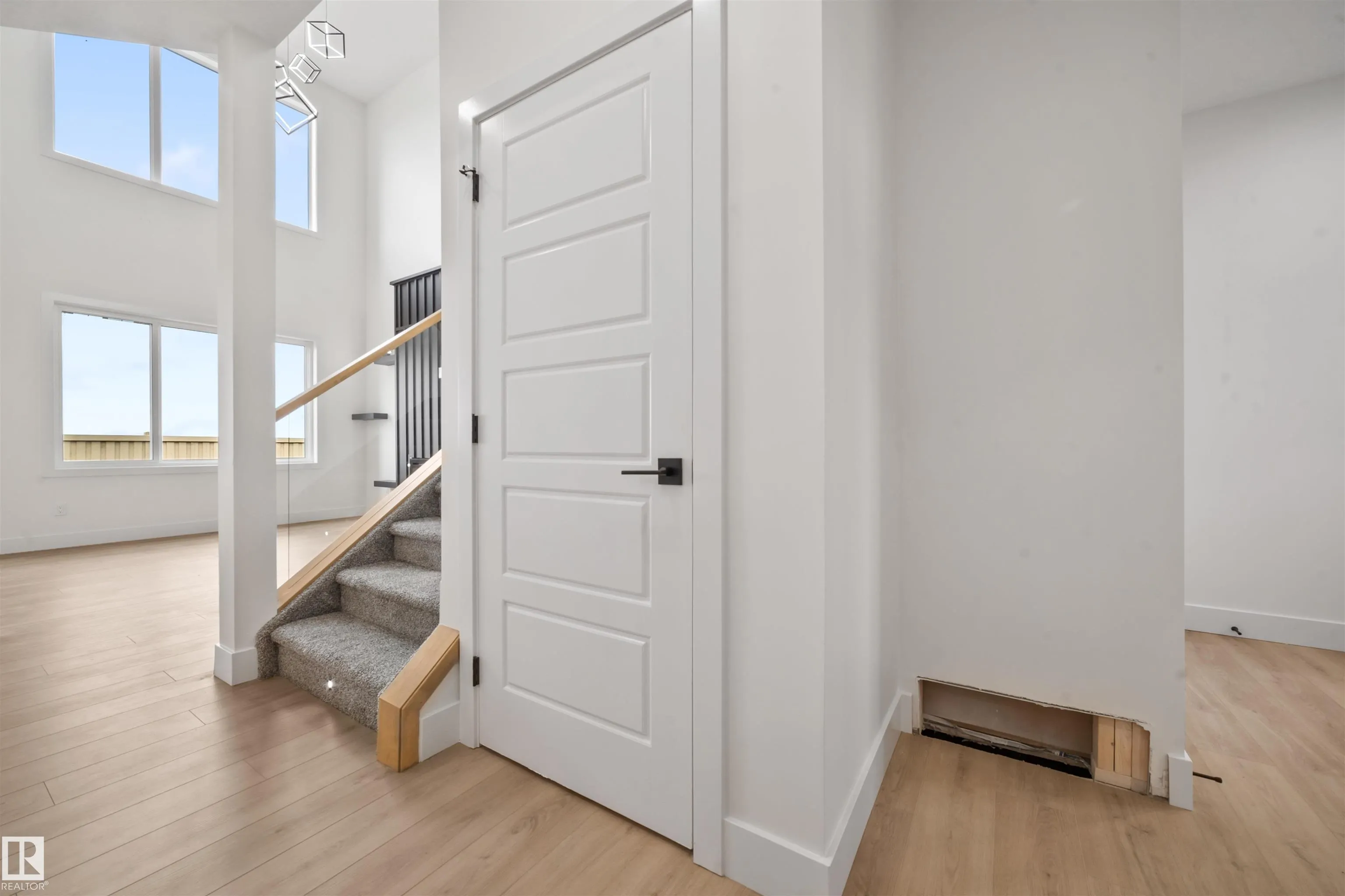 66 EDGEFIELD Way