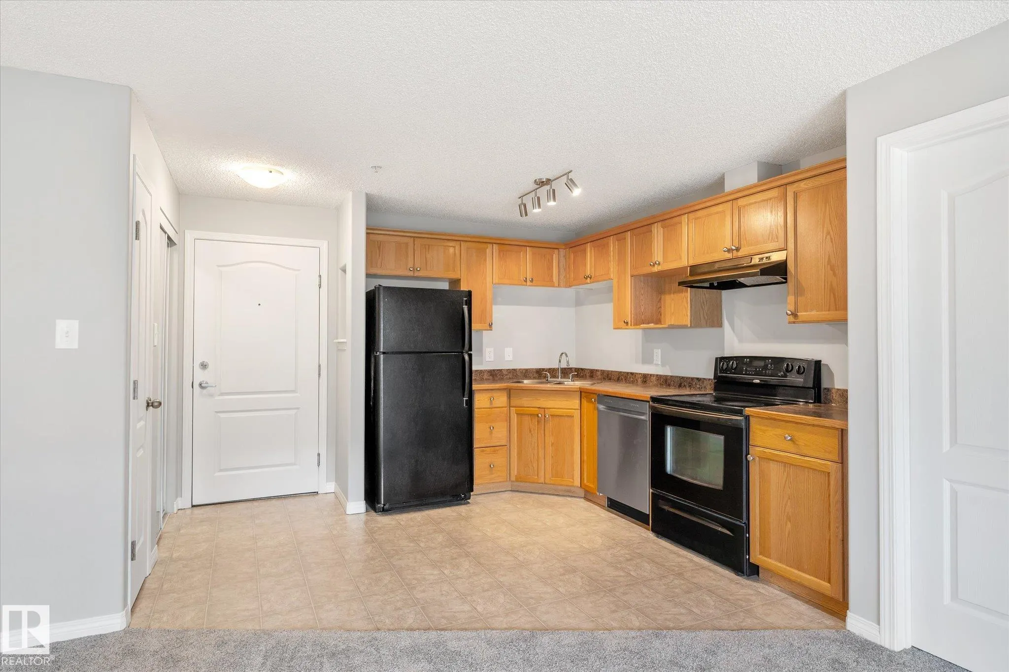 151 EDWARDS Drive