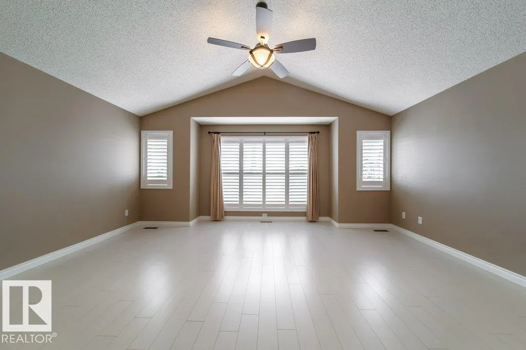 507 CRANDELL Crest