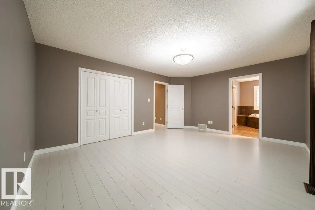 507 CRANDELL Crest