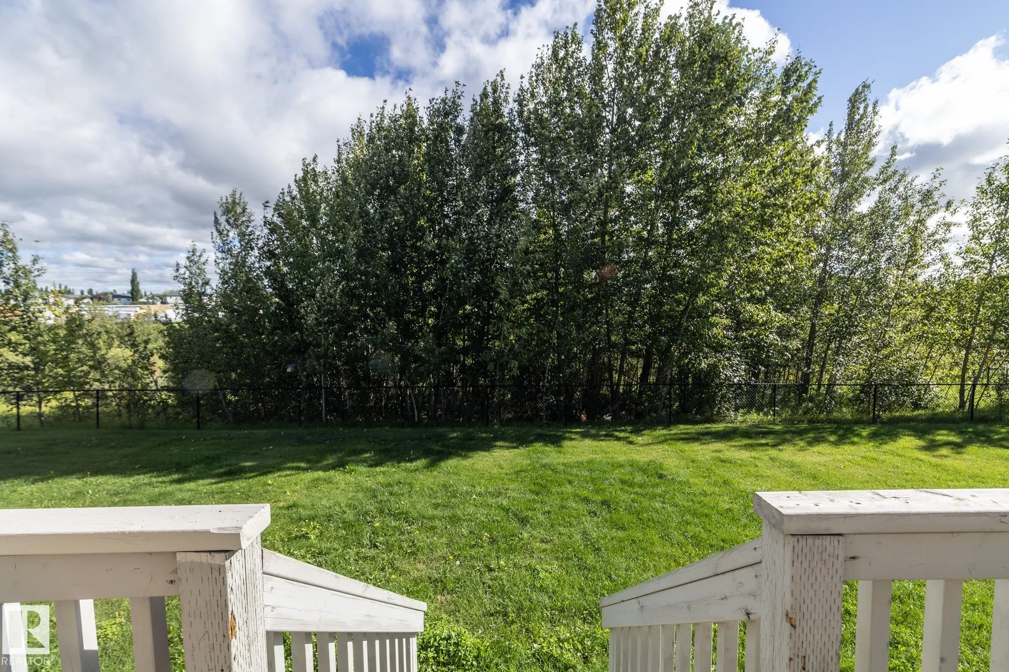 193 BIRCHWOOD Close