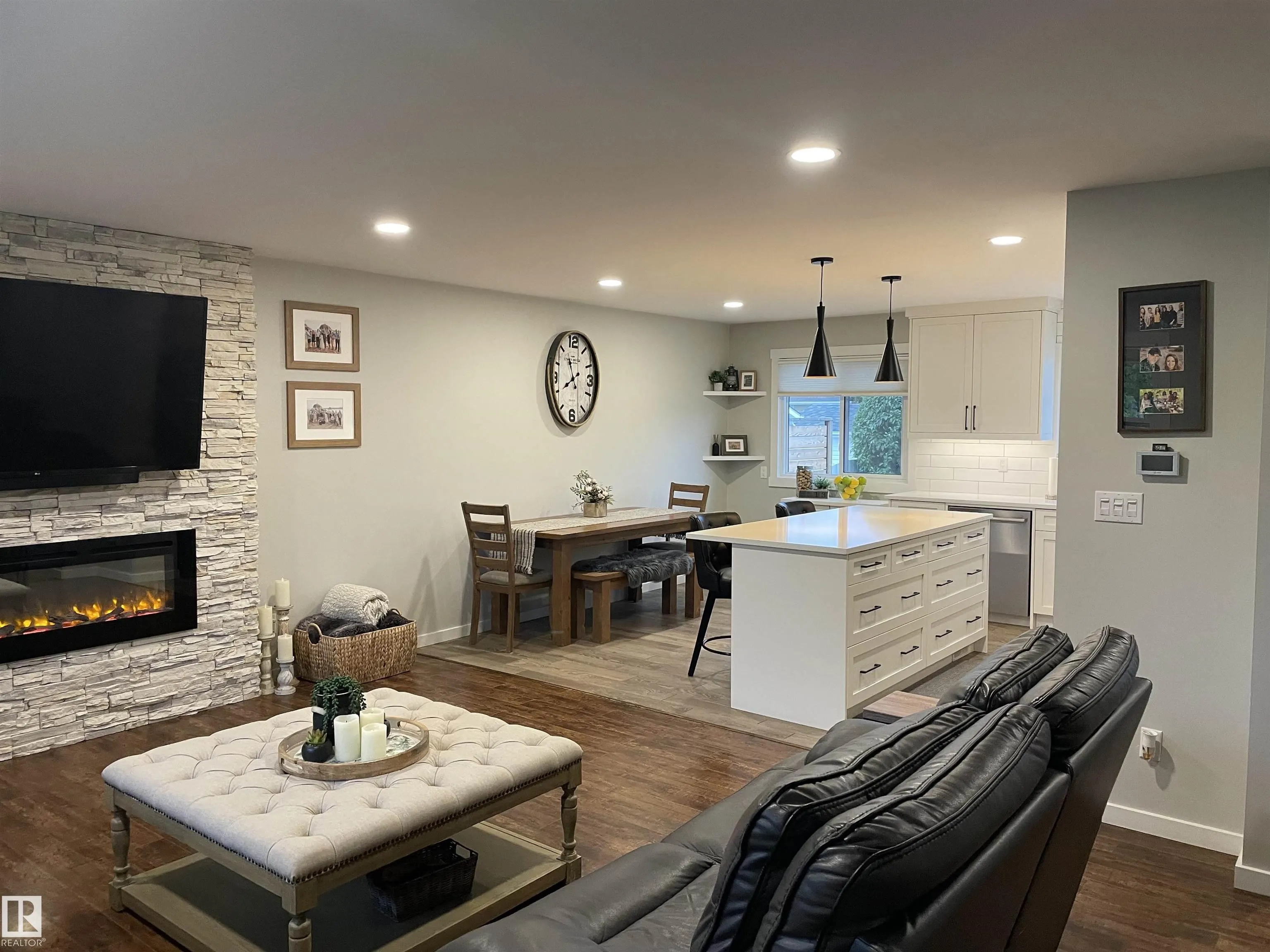 20 Capri Rd