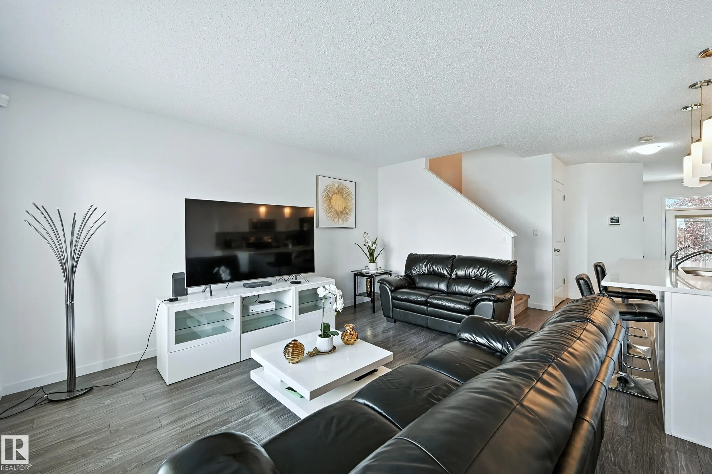 7773 EIFERT Crescent
