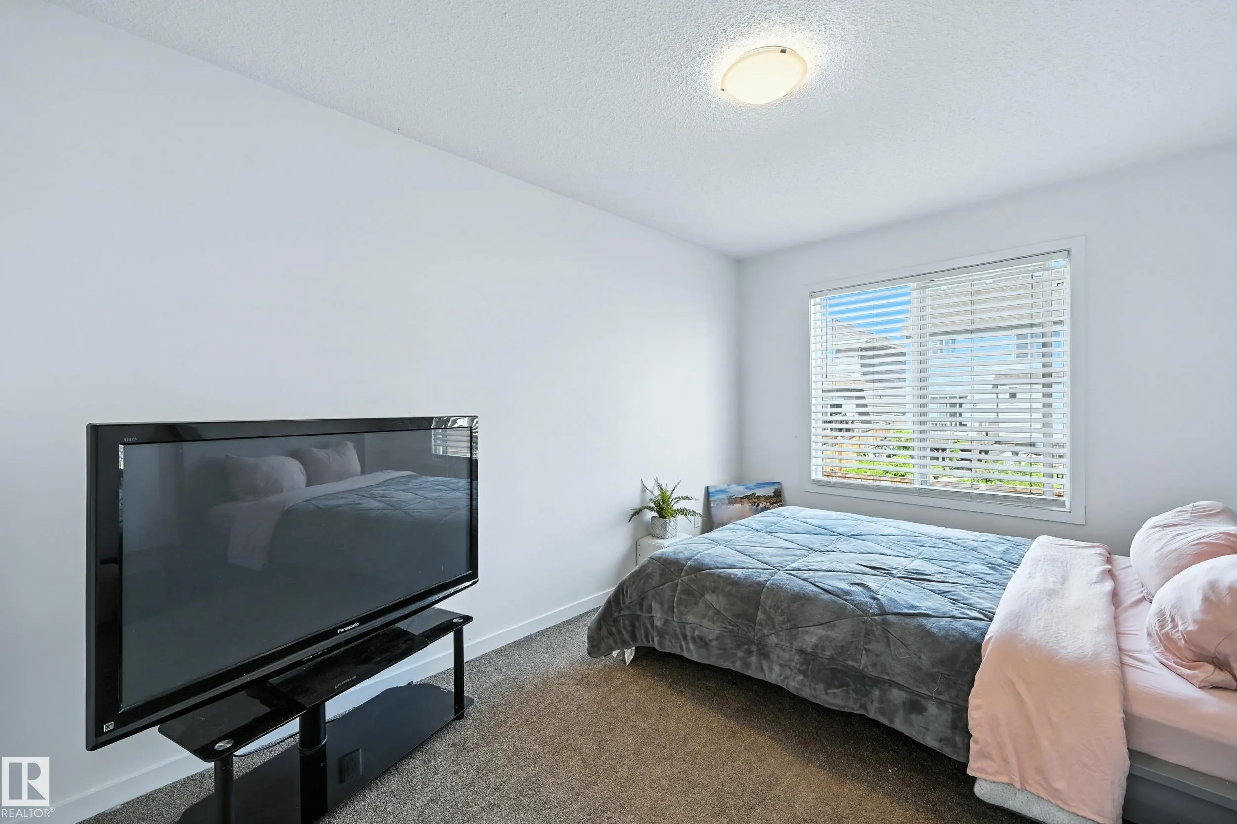 7773 EIFERT Crescent