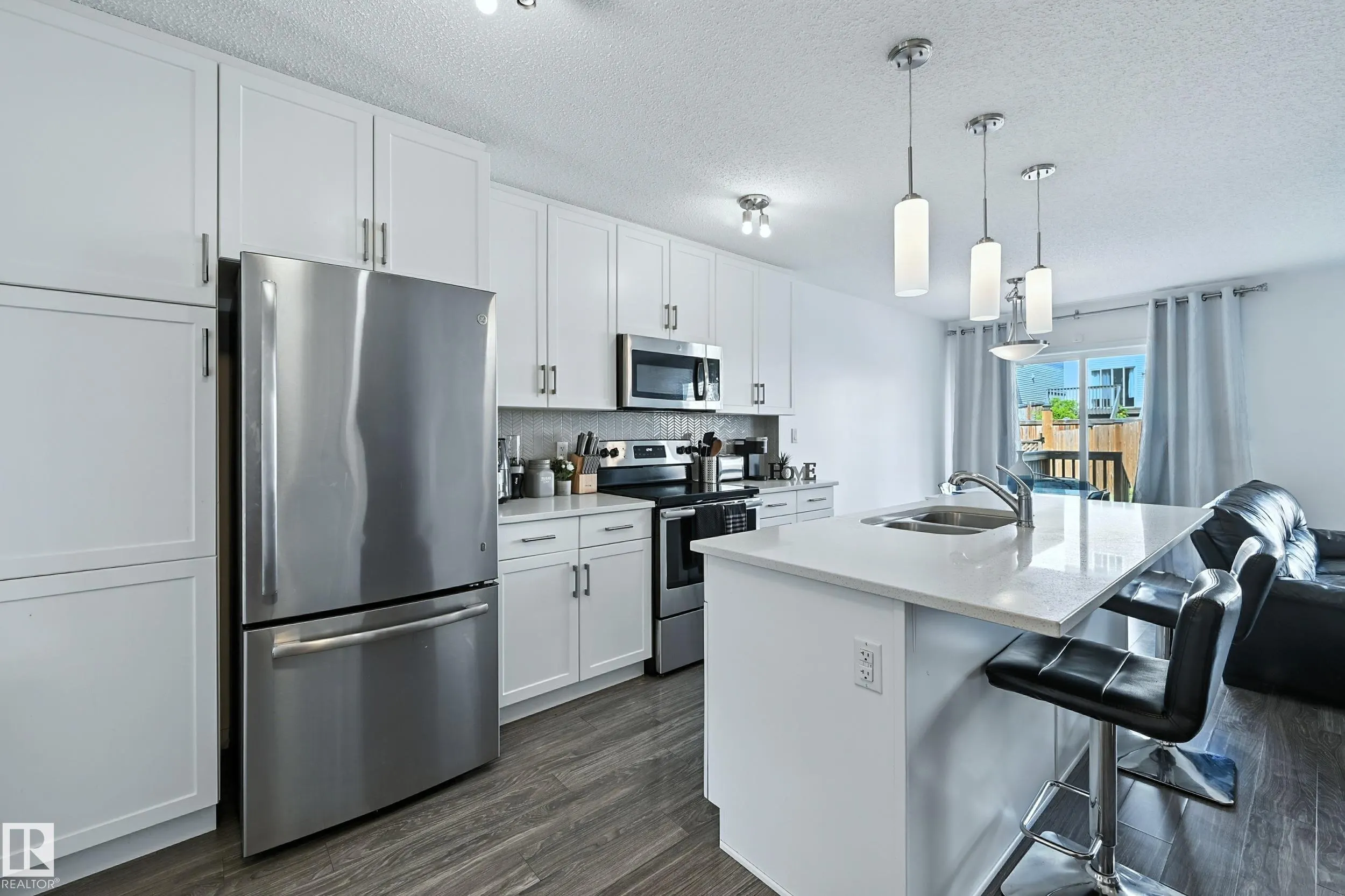 7773 EIFERT Crescent