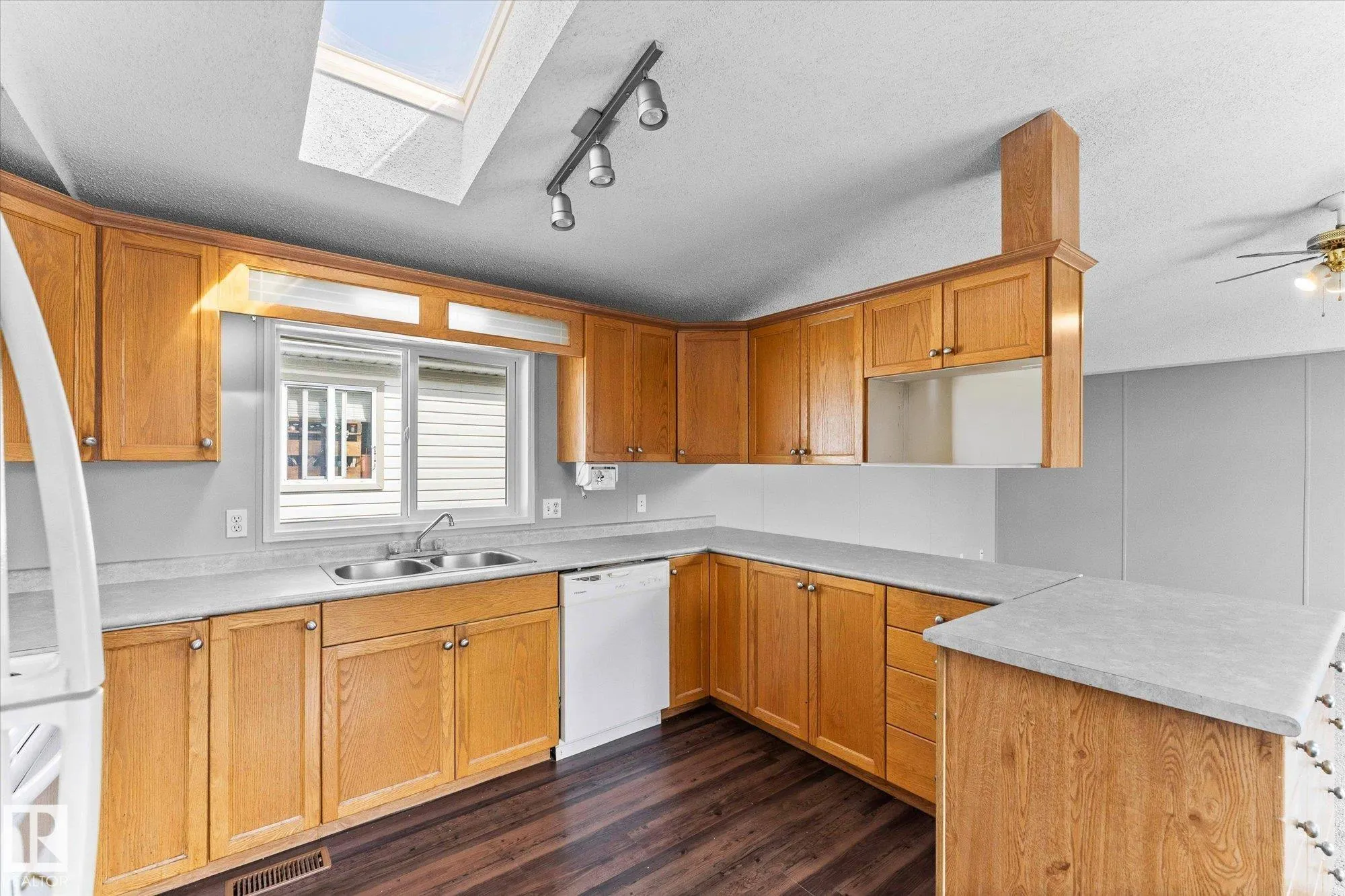 29 GRAYWOOD Cove