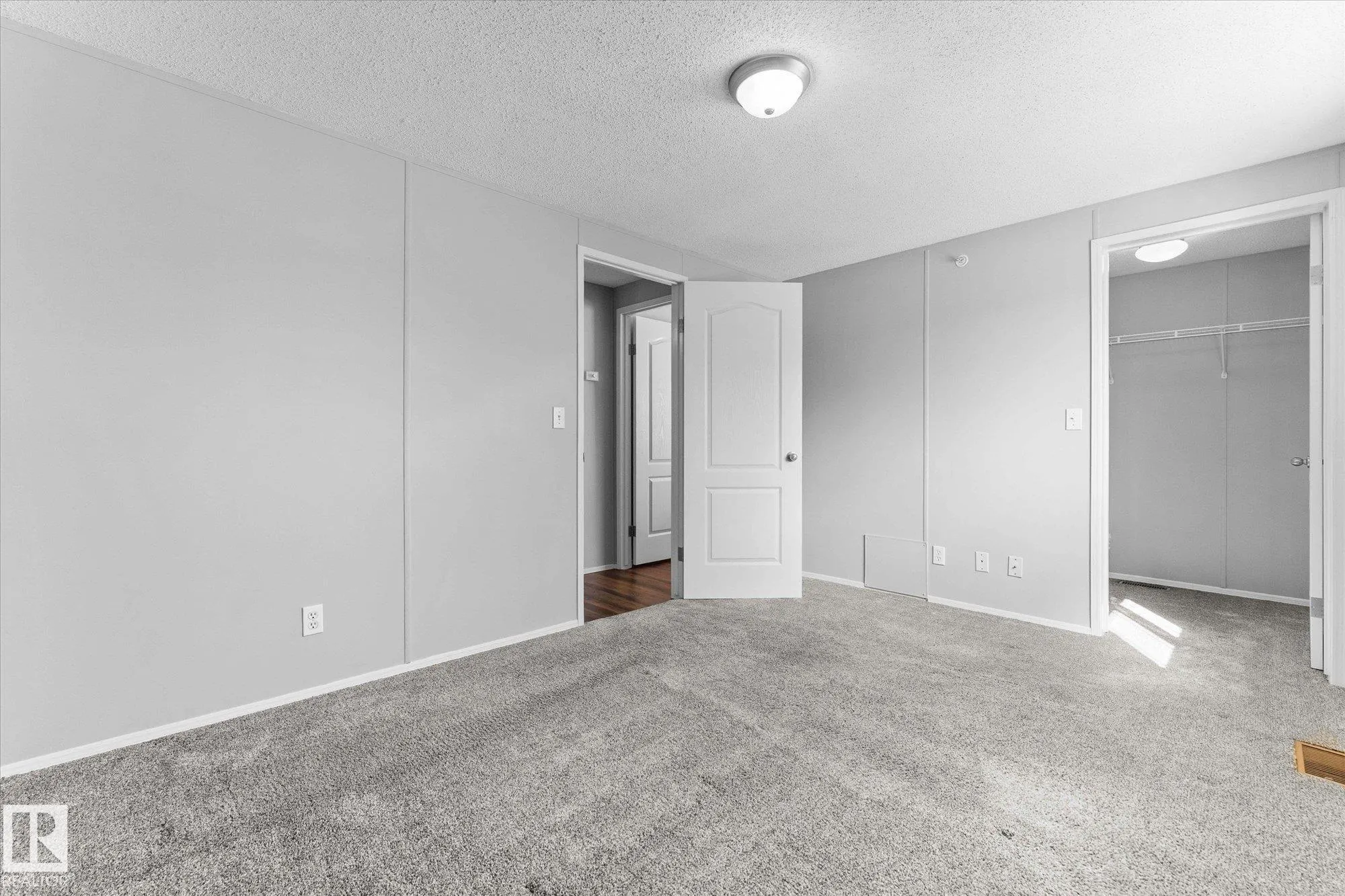 29 GRAYWOOD Cove